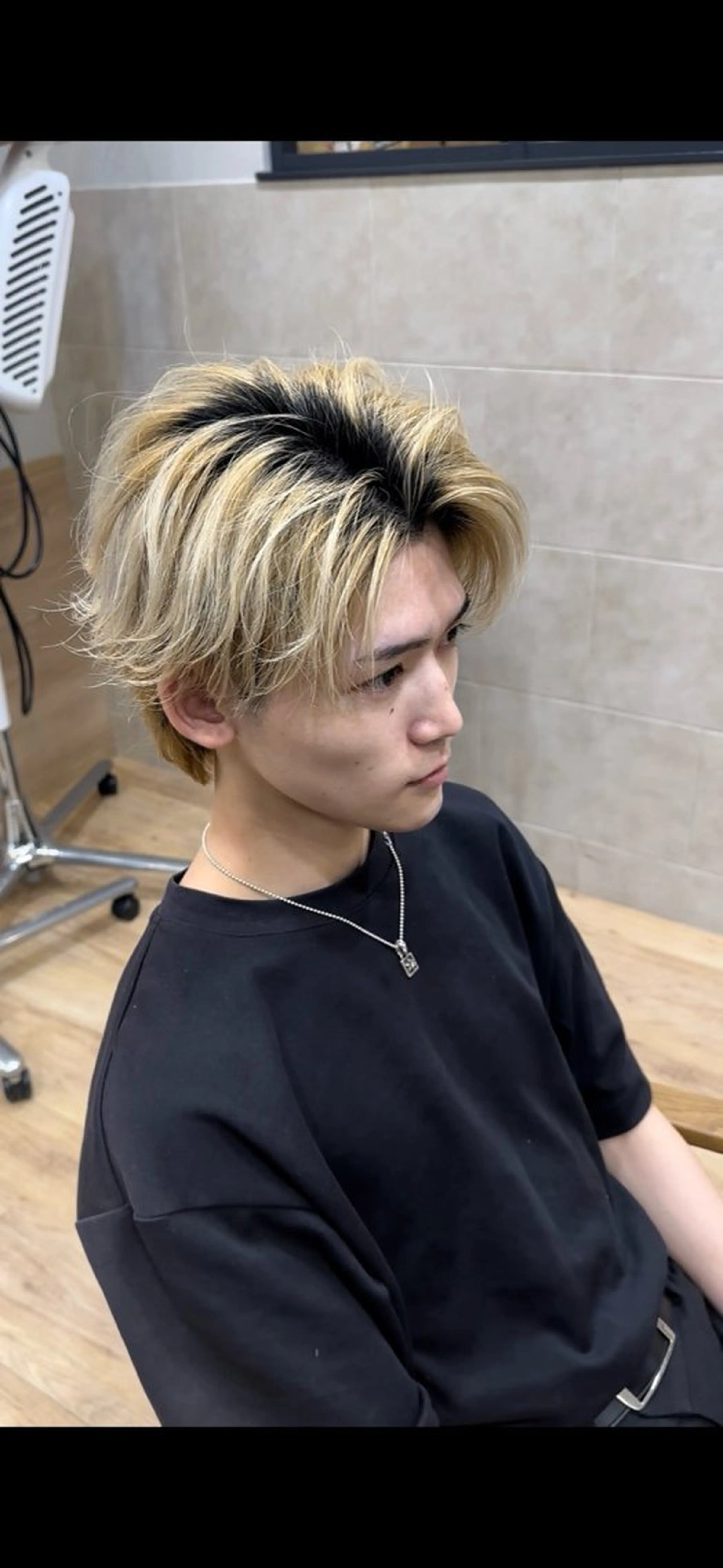 ミディアム 渡邉 悠作のヘアスタイル