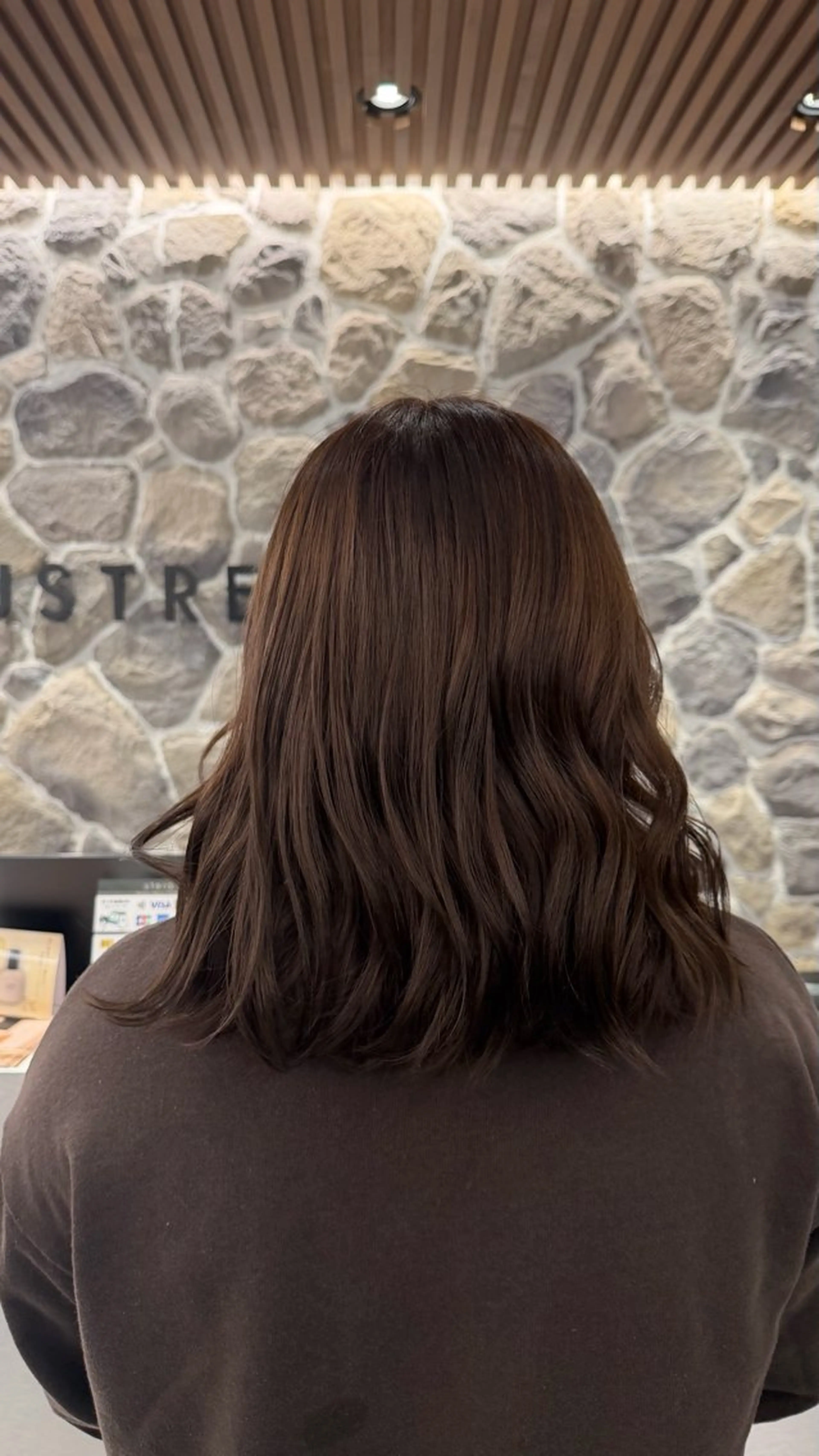 ミディアム 奥野 妃南のヘアスタイル