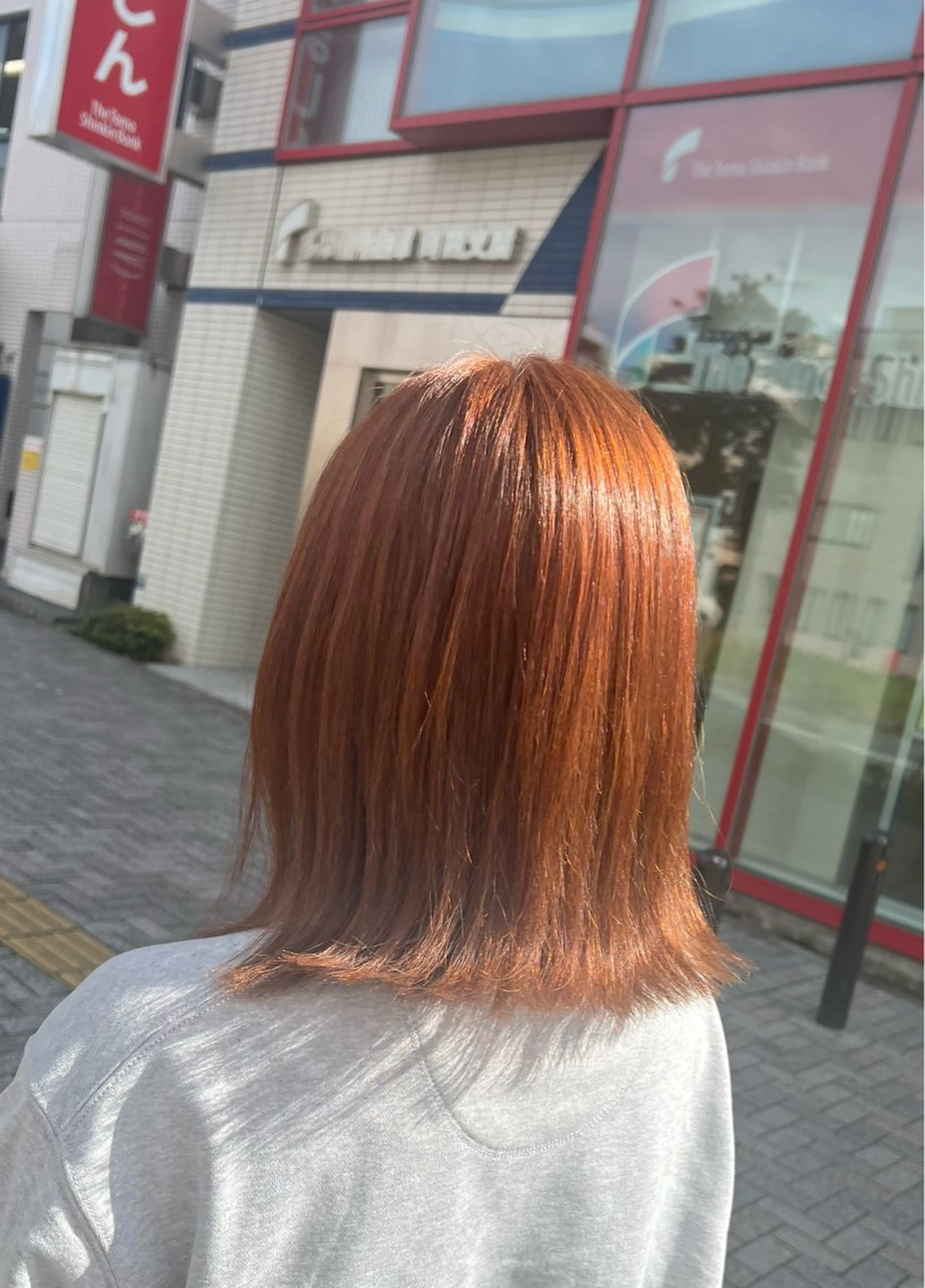 カラー ブリーチ ブリーチなしカラー オレンジ ヘアカラー ＊インナーカラー＊ 植松彩音のヘアスタイル