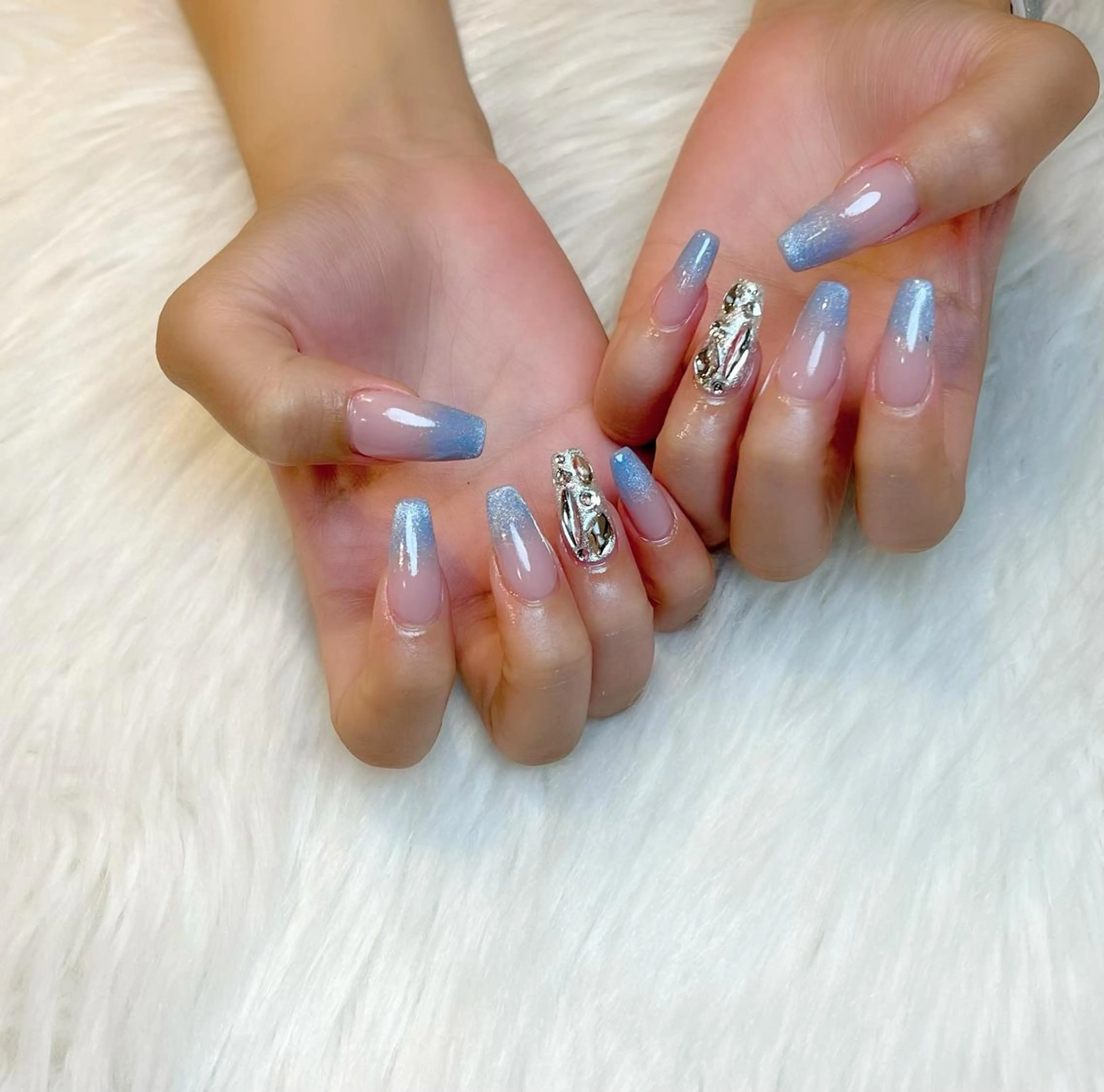 ネイル グラデーション マグネットネイル ハンドネイル Lino+ ネイル&よもぎ蒸しのネイルデザイン