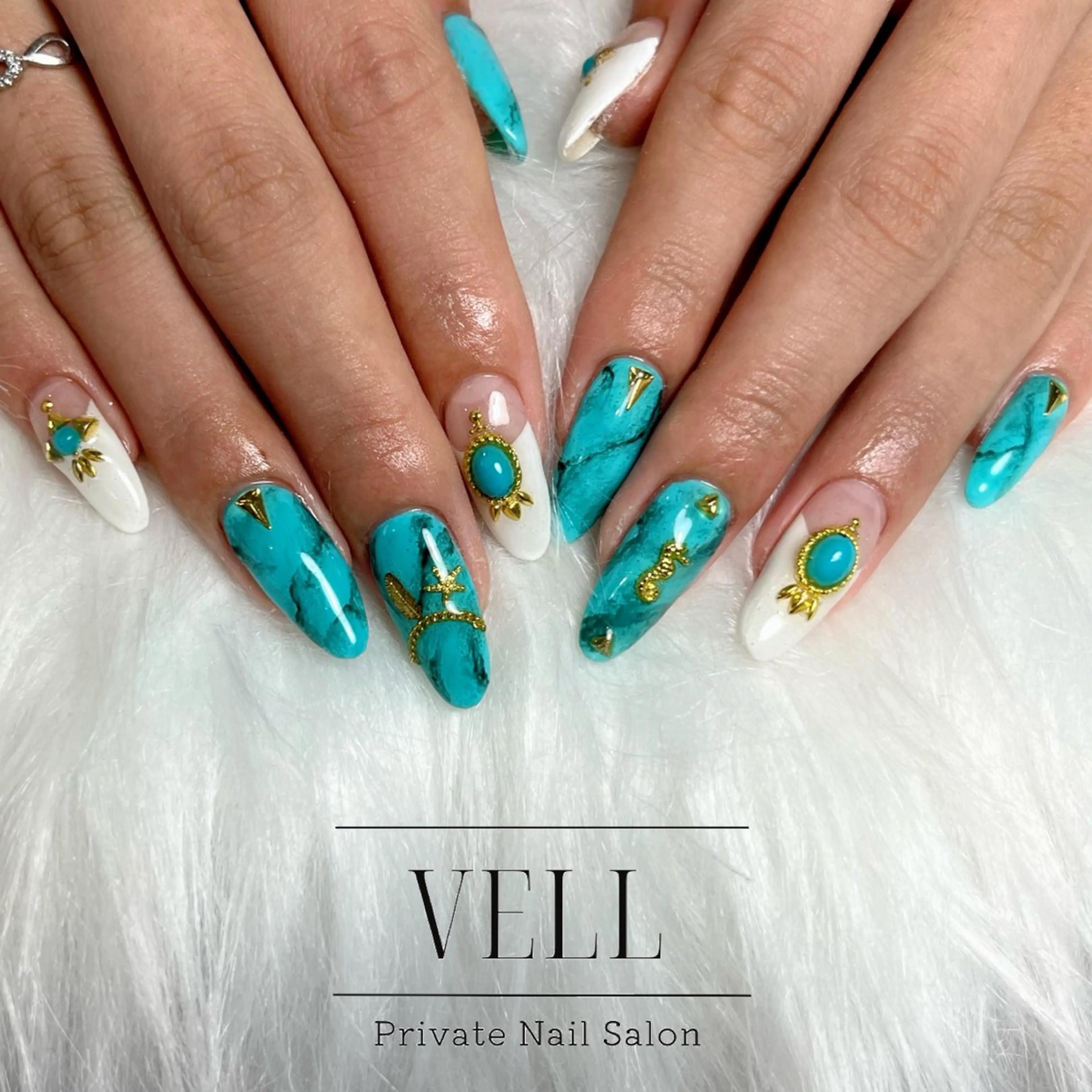 ネイル 夏ネイル ﾈｲﾙｻﾛﾝ Vellのネイルデザイン