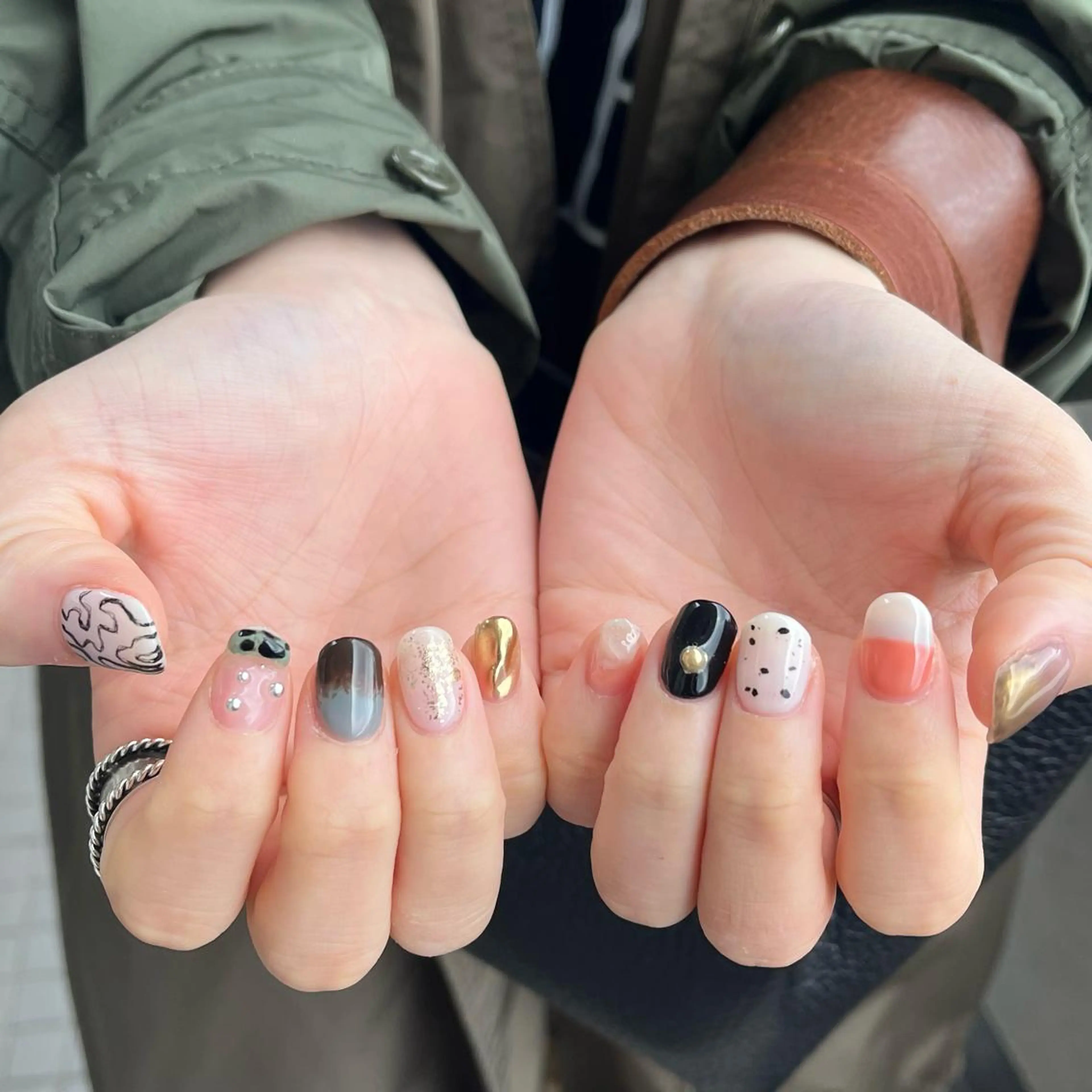 ネイル 🤎Two ERI🤎のネイルデザイン