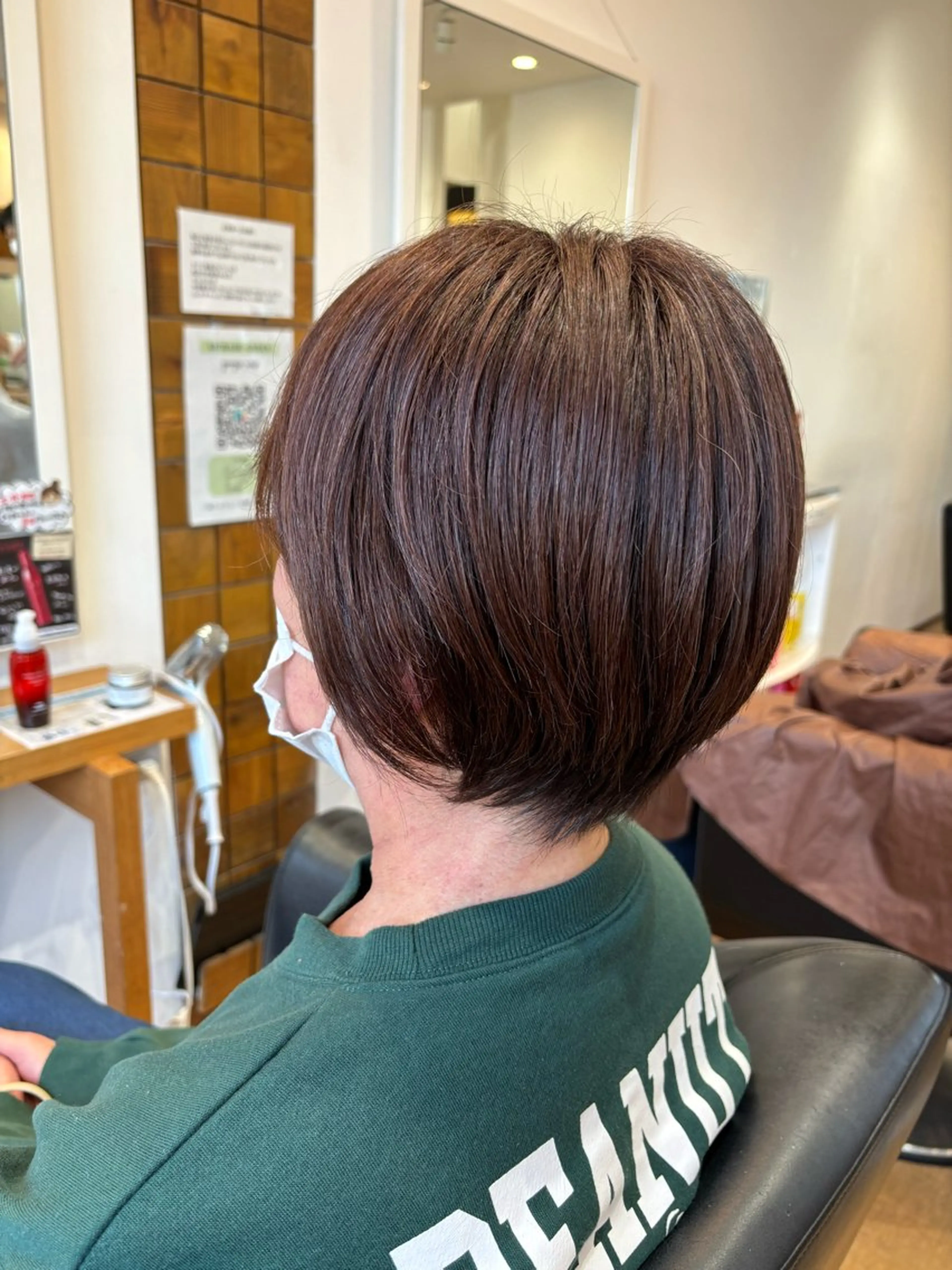 ショート カラー イヤリングカラー イルミナカラー ボブ ショートヘア 縮毛矯正 カット ヘアカラー 秋山知穂🌸縮毛矯正 ショートお任せ🌸のヘアスタイル