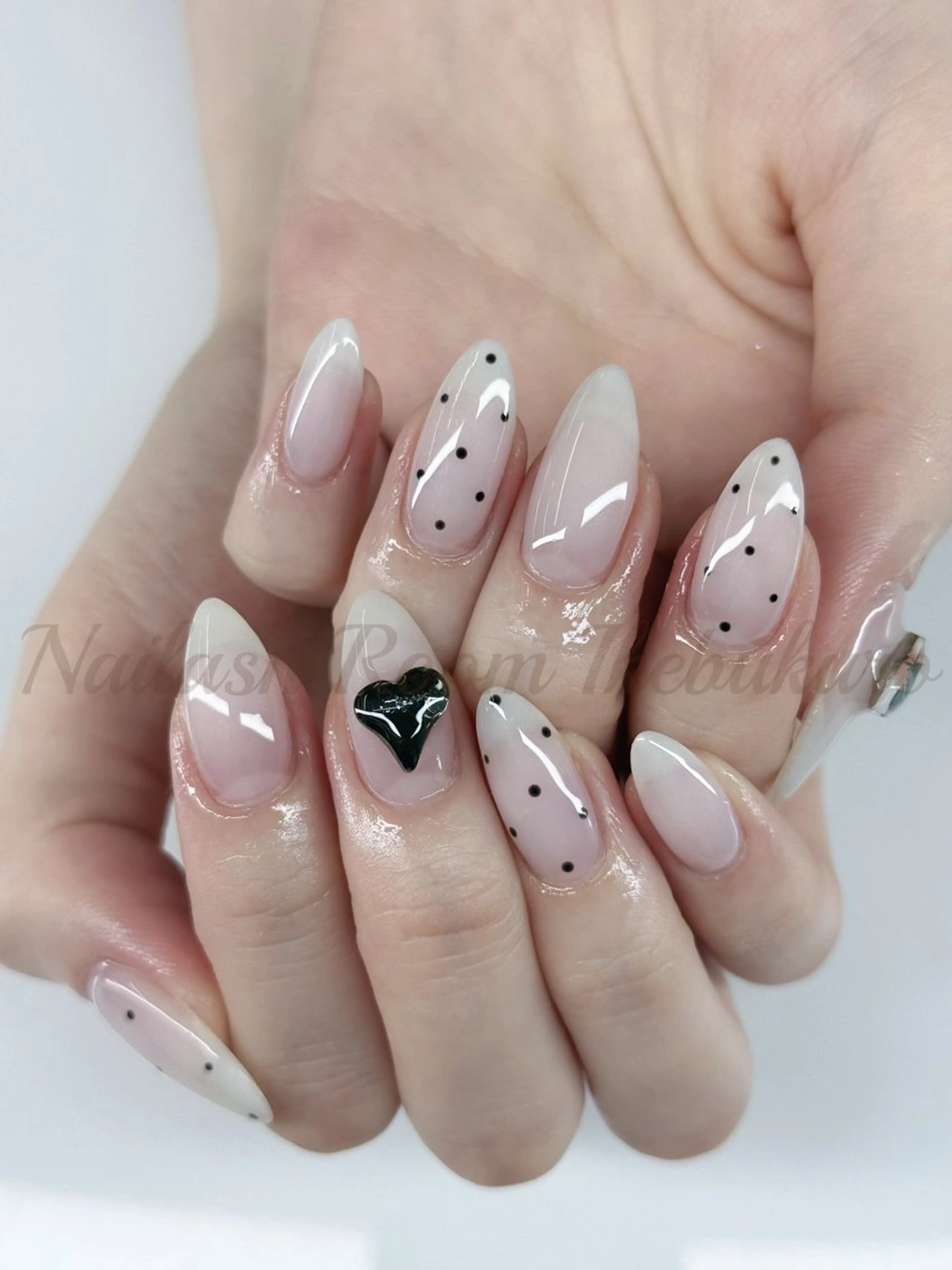 ネイル ドット ハンドネイル Nailash Room池袋店所属・nanase 🌞の眉毛・アイブロウイメージ