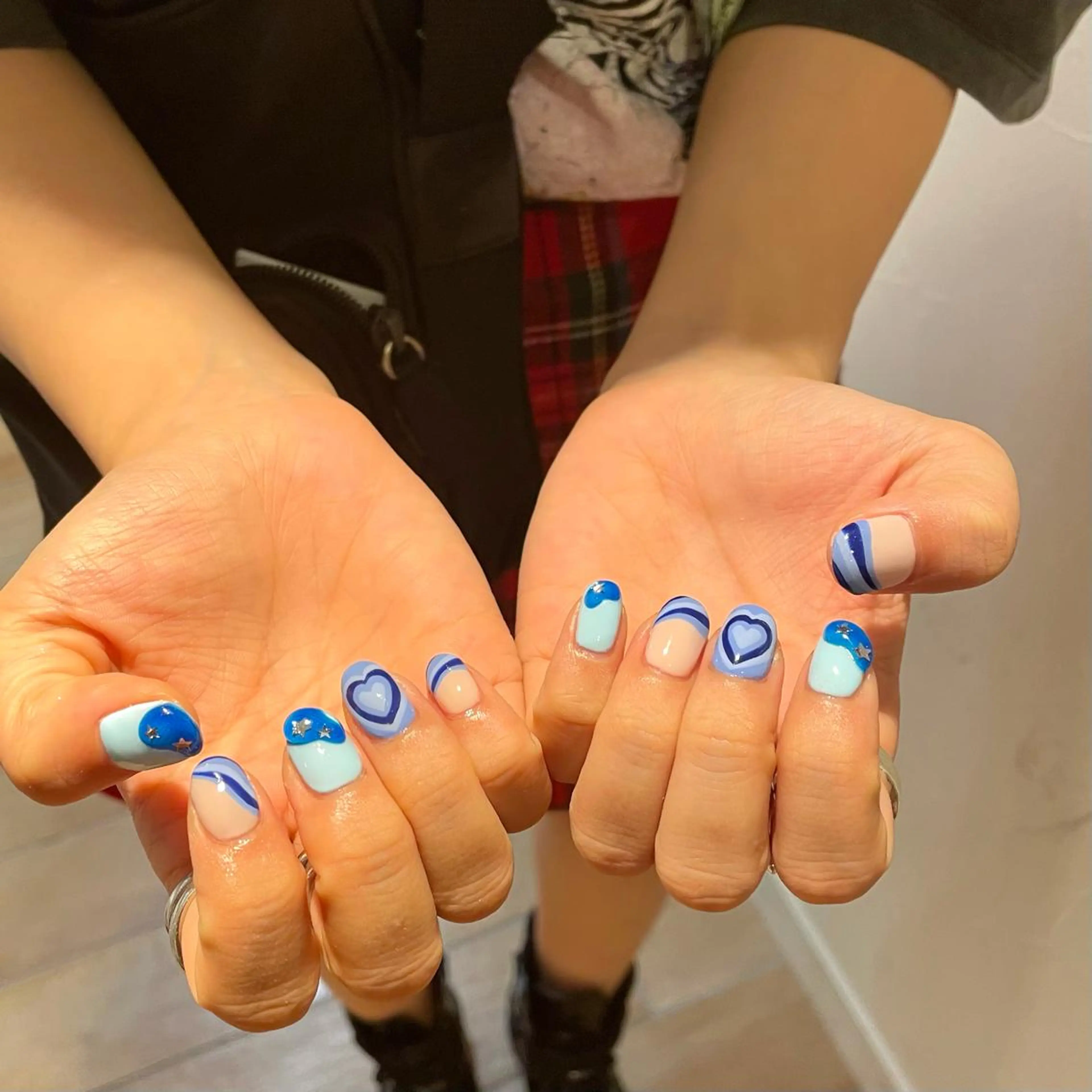 ネイル ハンドネイル 新井 ひなののネイルデザイン