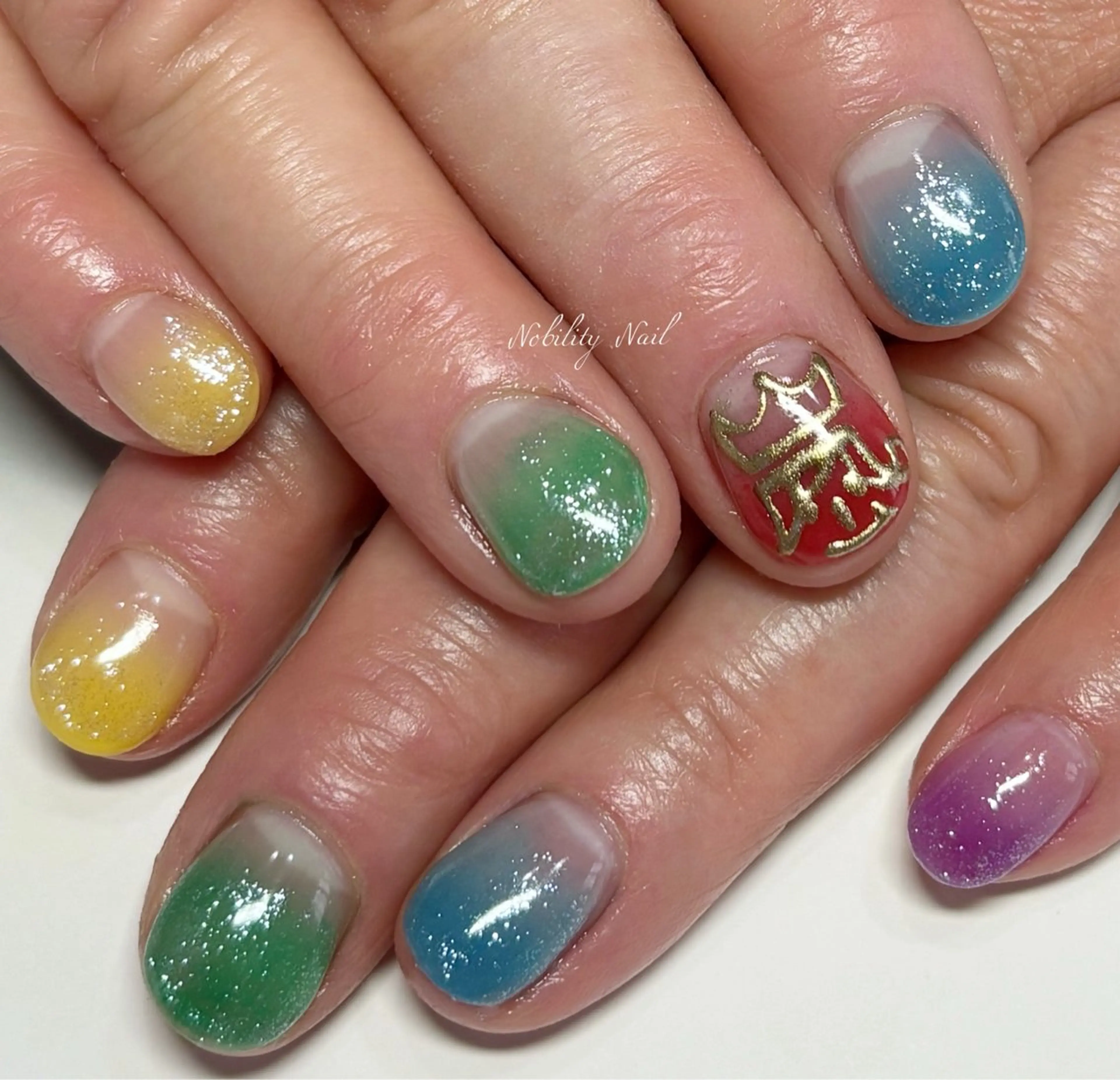 ネイル アートネイル ジェルネイル ネイルサロンNobilityNail所属・風口 麻由子のネイルデザイン