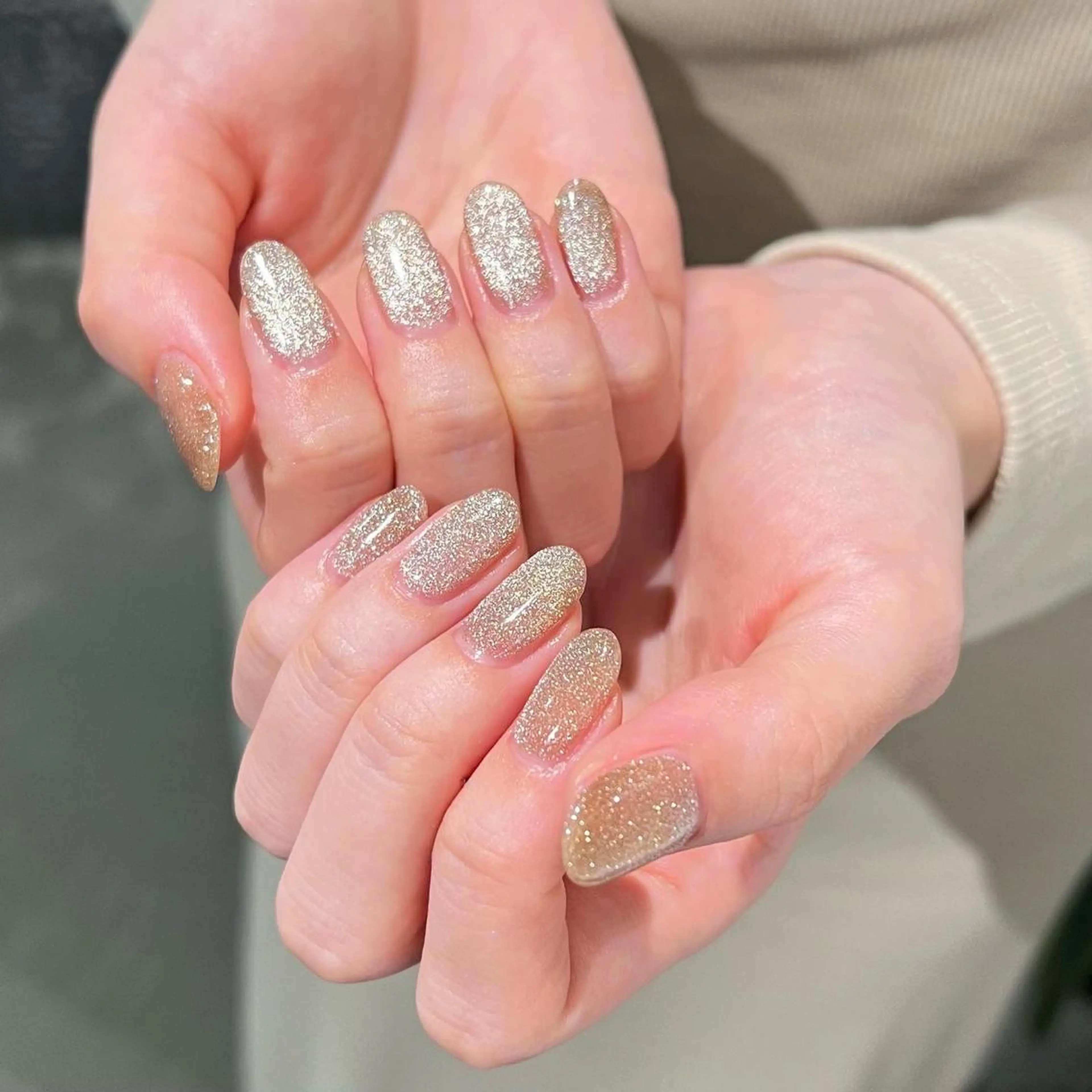 ネイル マグネットネイル ハンドネイル Nico所属・Nico🌛 Karenのネイルデザイン