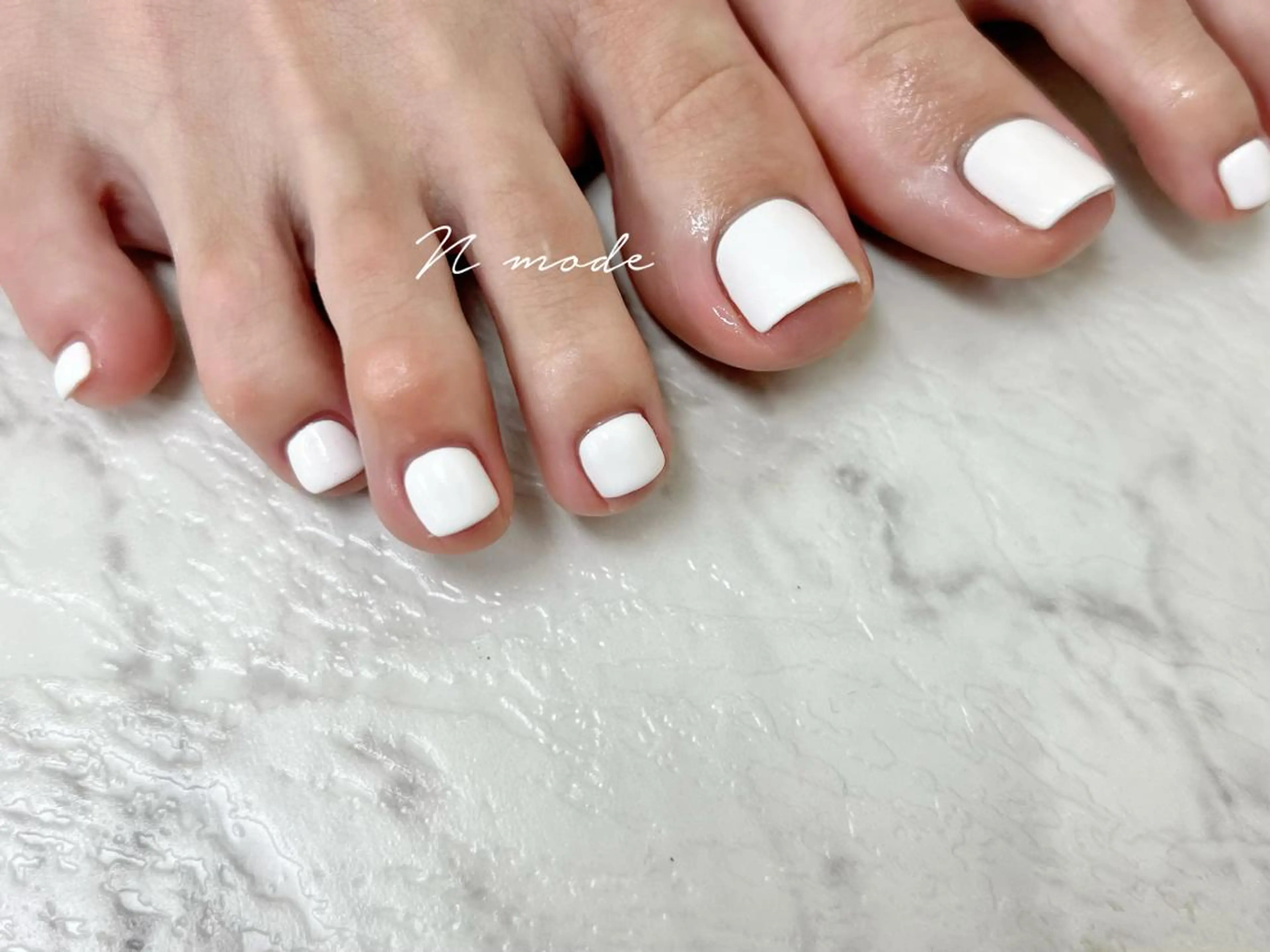 ネイル フットネイル N-mode nail salon所属・NAIL 🎀 AIRIのネイルデザイン