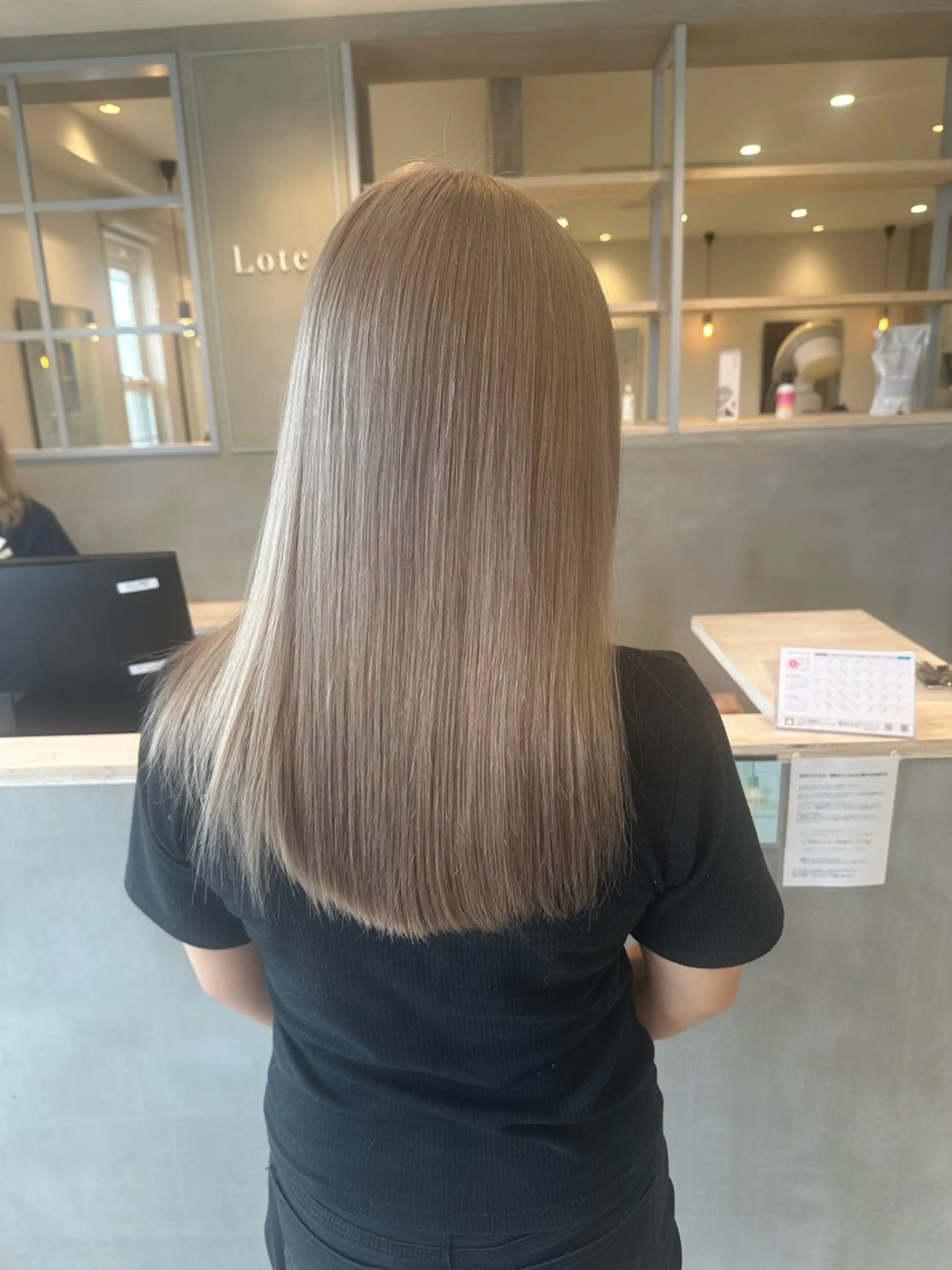 カラー バレイヤージュ ベージュカラー ブリーチ ブロンド ケアブリーチ YUME/ ブリーチ／ハイライトのヘアスタイル