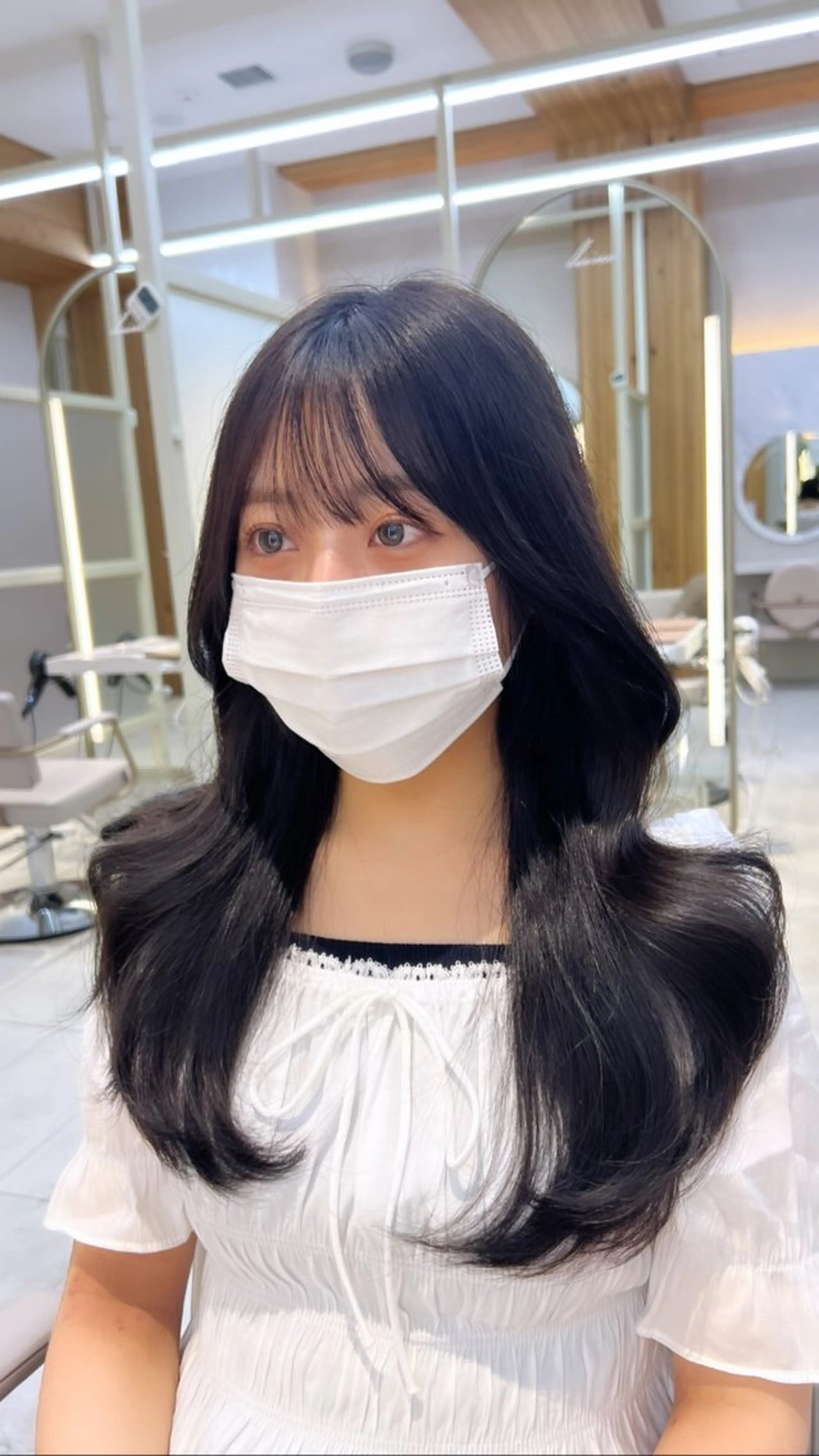 ロング カット ヘアカラー トリートメント レイヤーカット/ 顔まわり/アオイのヘアスタイル