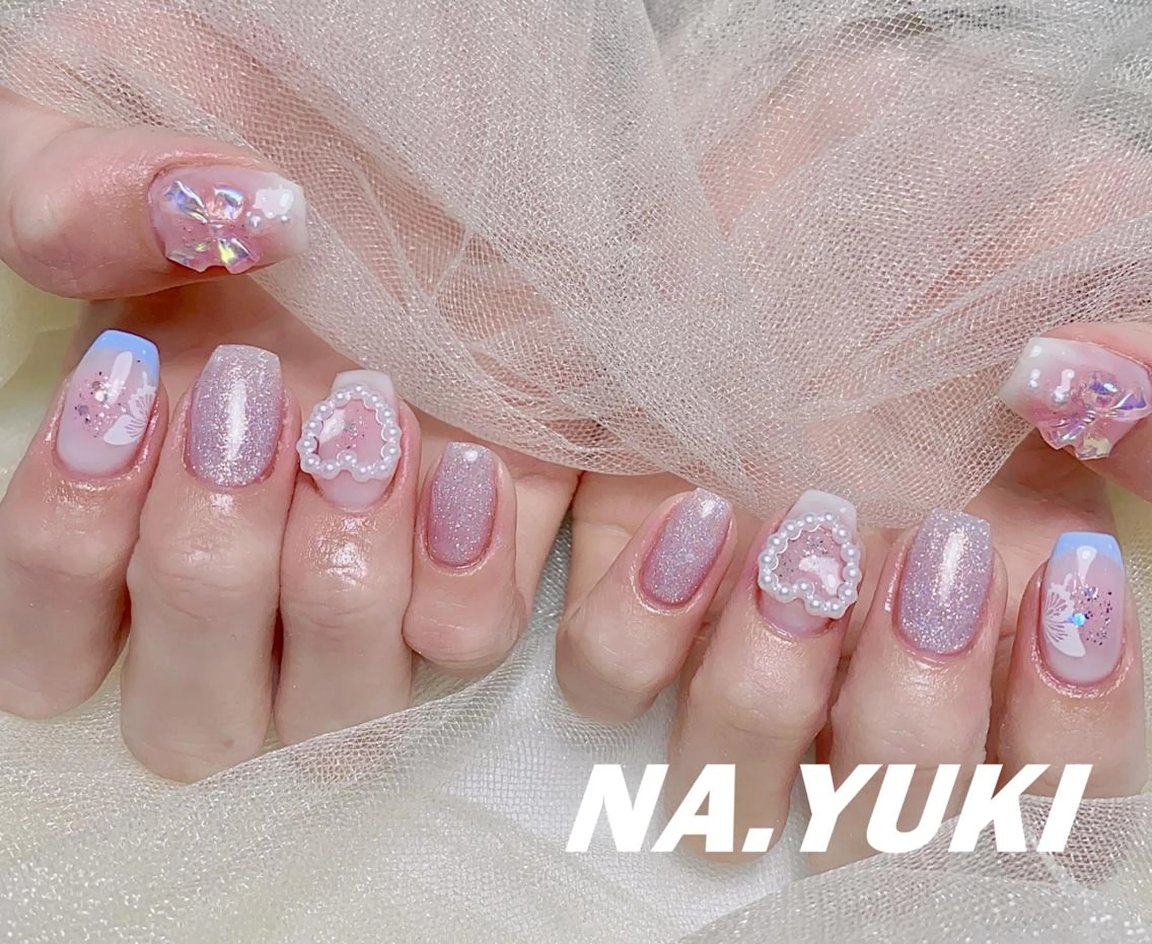 ネイル ハンドネイル ハンドケア 🌷 Mooning 🌷のネイルデザイン