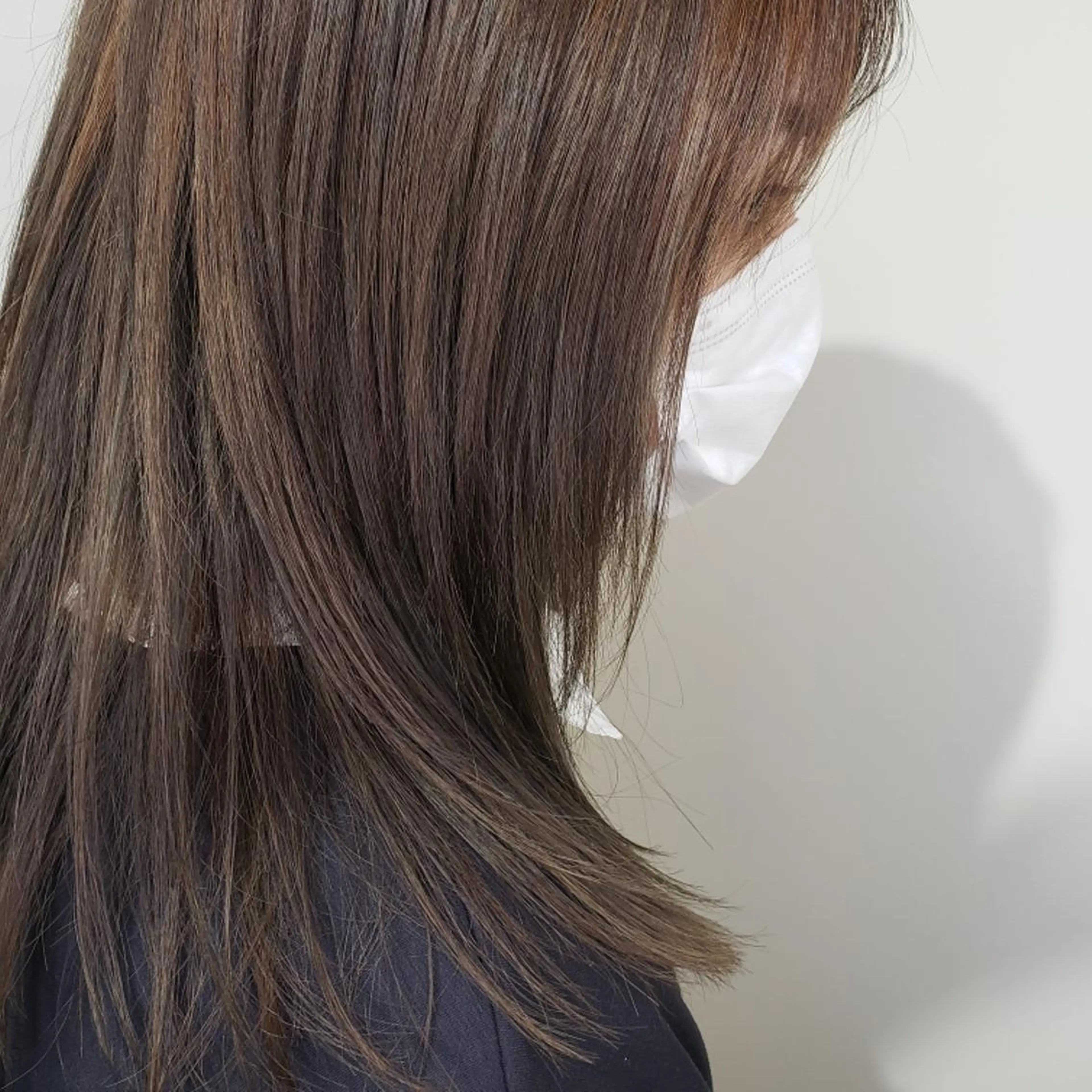 セミロング カット ヘアカラー トリートメント 🇰🇷透明感×ハイ トーン🌟tomoのヘアスタイル