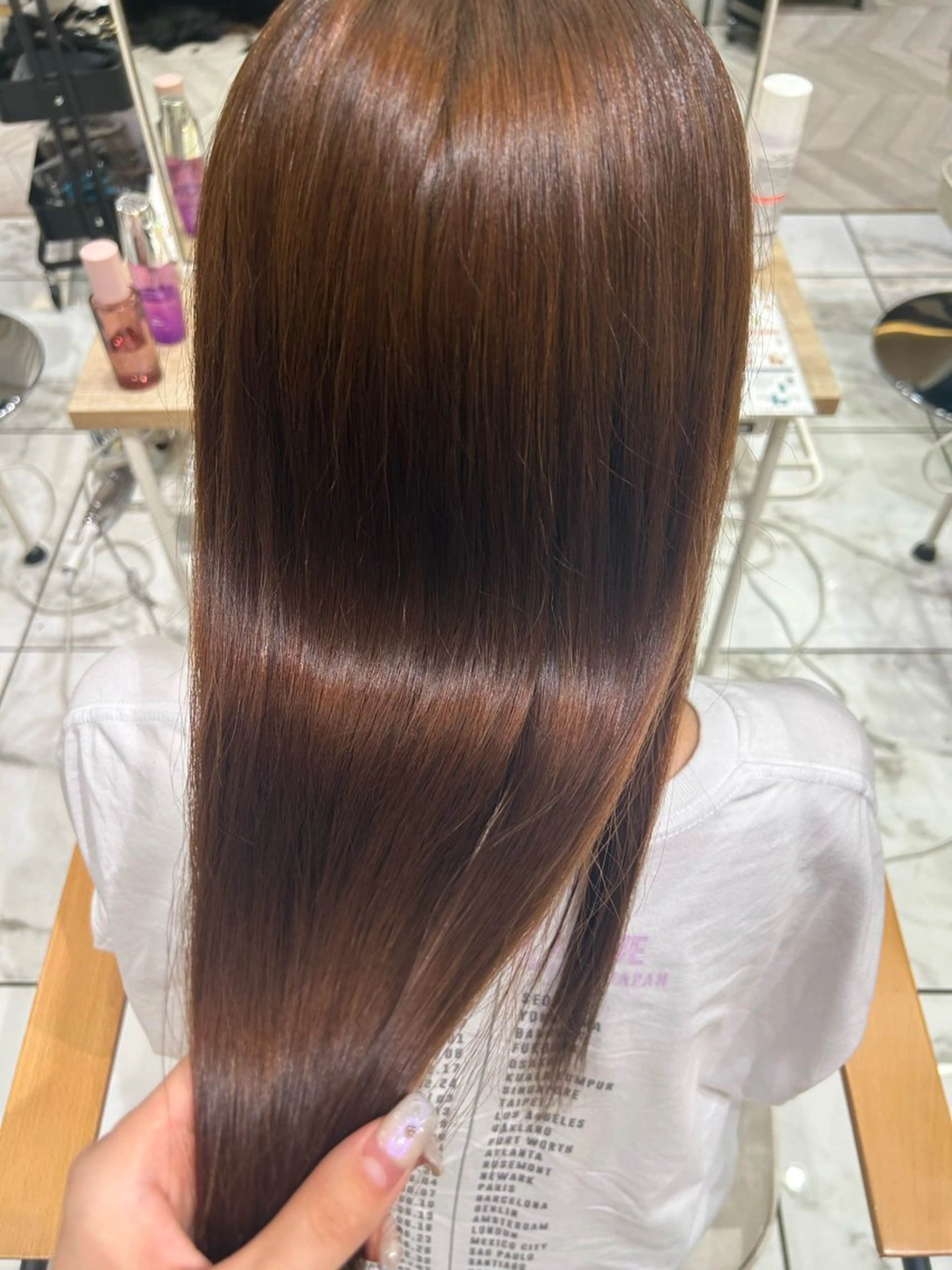 ロング カラー ベージュカラー ブリーチ ダブルカラー オリーブベージュ ꪆৎ平行アーチ ྀི ワカナの眉毛・アイブロウイメージ