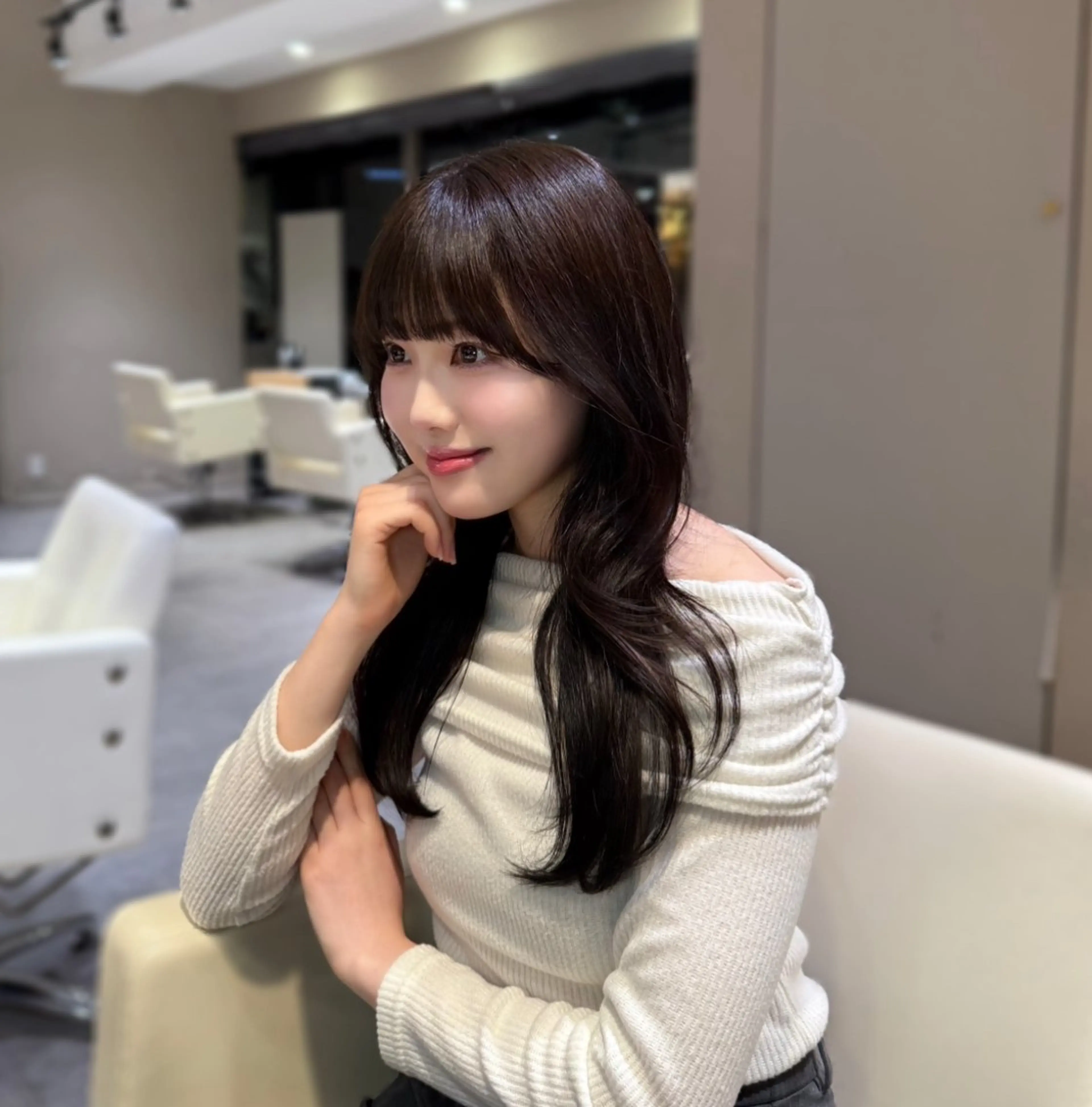 ロング カット ヘアカラー トリートメント 谷 亜澄のヘアスタイル