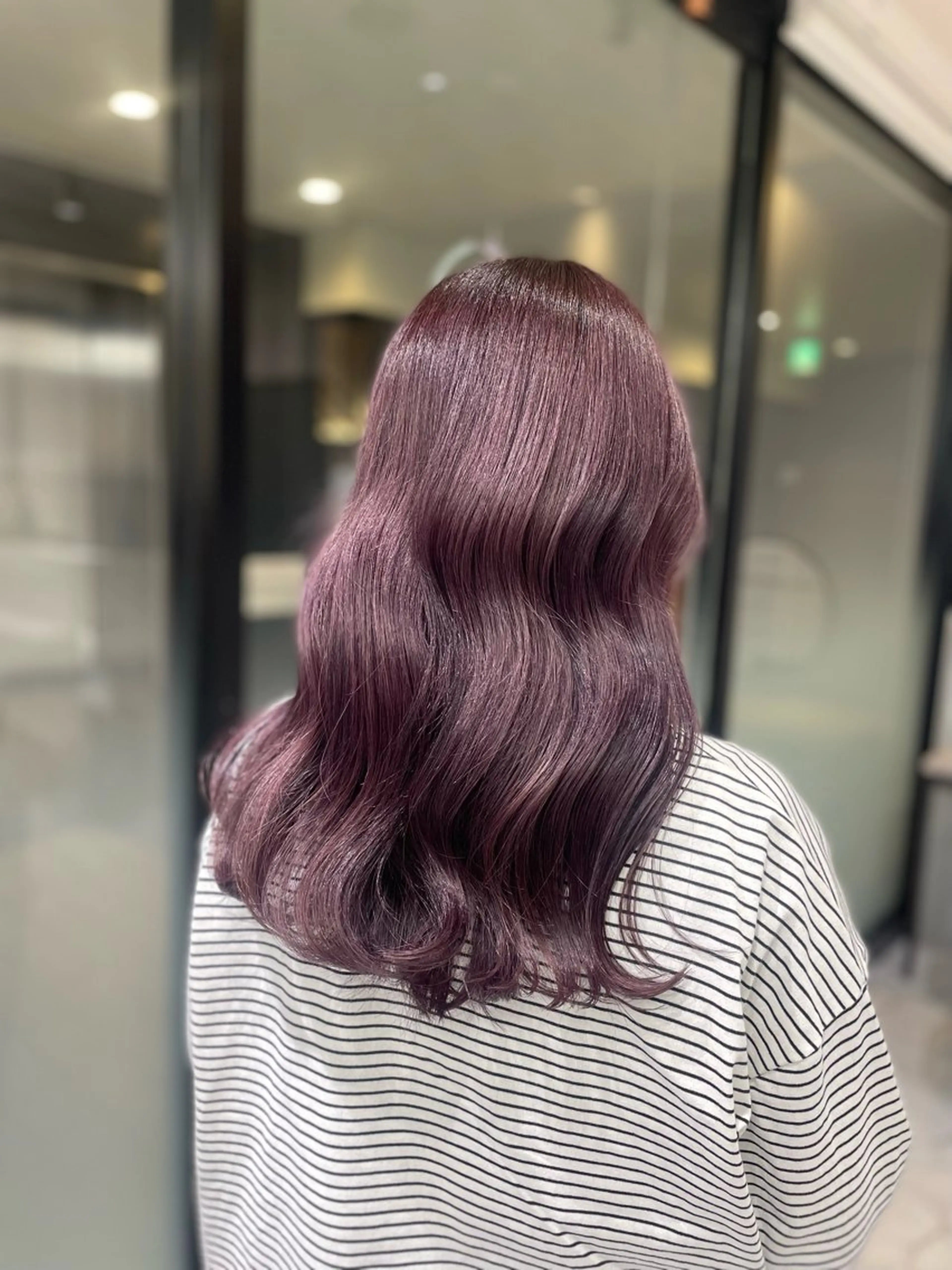 ミディアム カラー RAF Sakuraのヘアスタイル