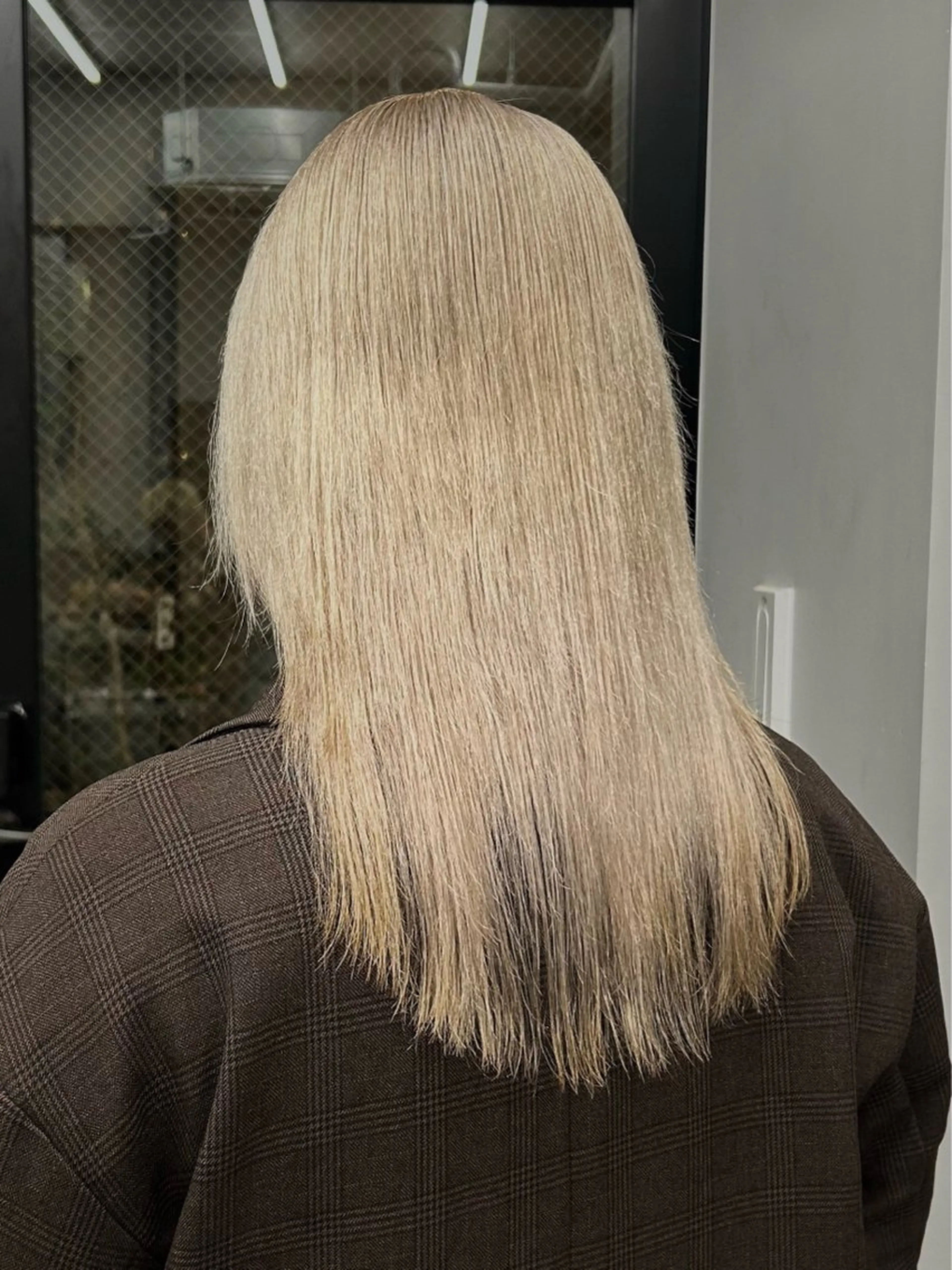 ミディアム ヘアカラー 吉田 菫のヘアスタイル