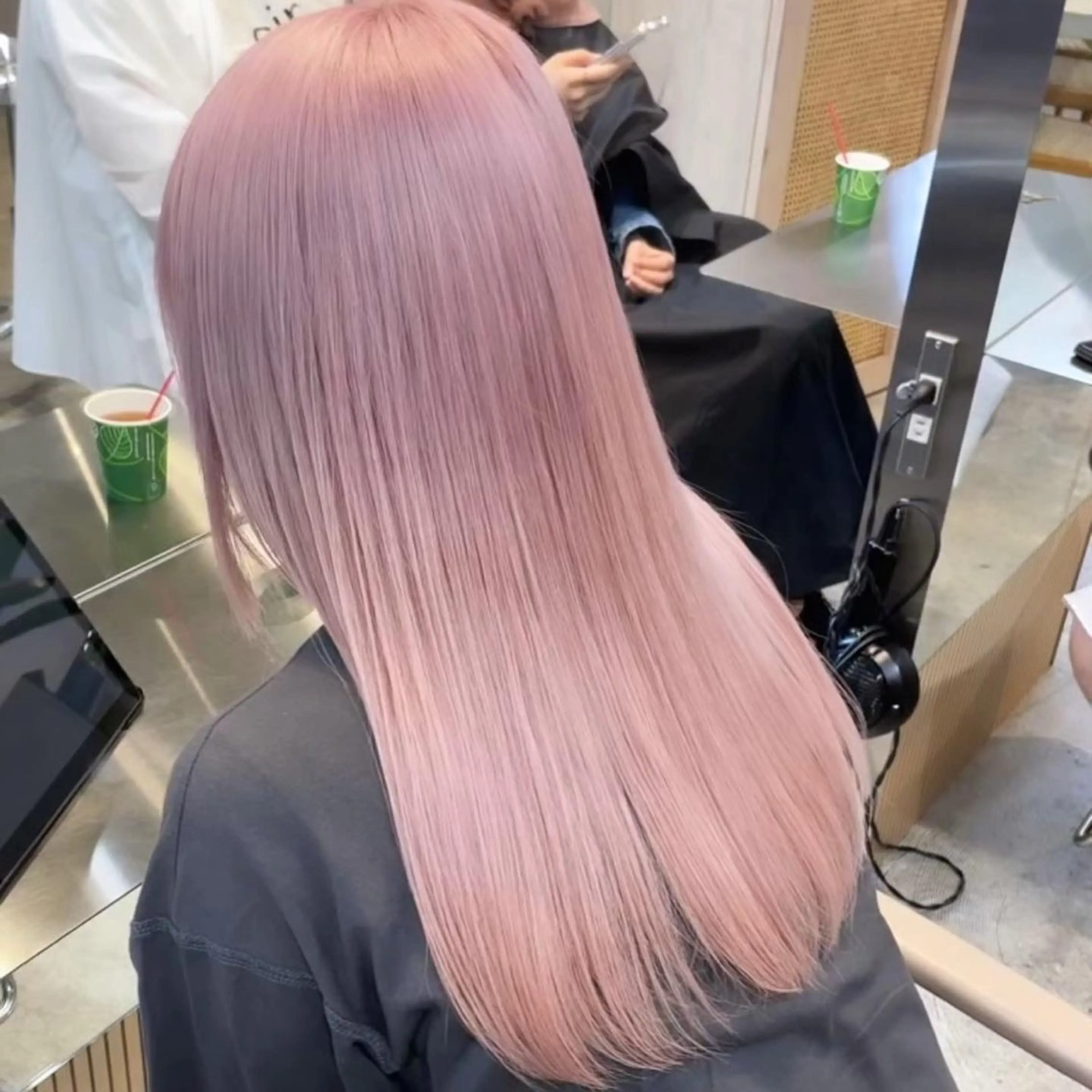 セミロング カラー ベージュカラー グレージュ ラベンダーカラー ミルクティーベージュ ピンクカラー ヘアカラー ミルクティーベージュ 🩰🤎miharuのヘアスタイル