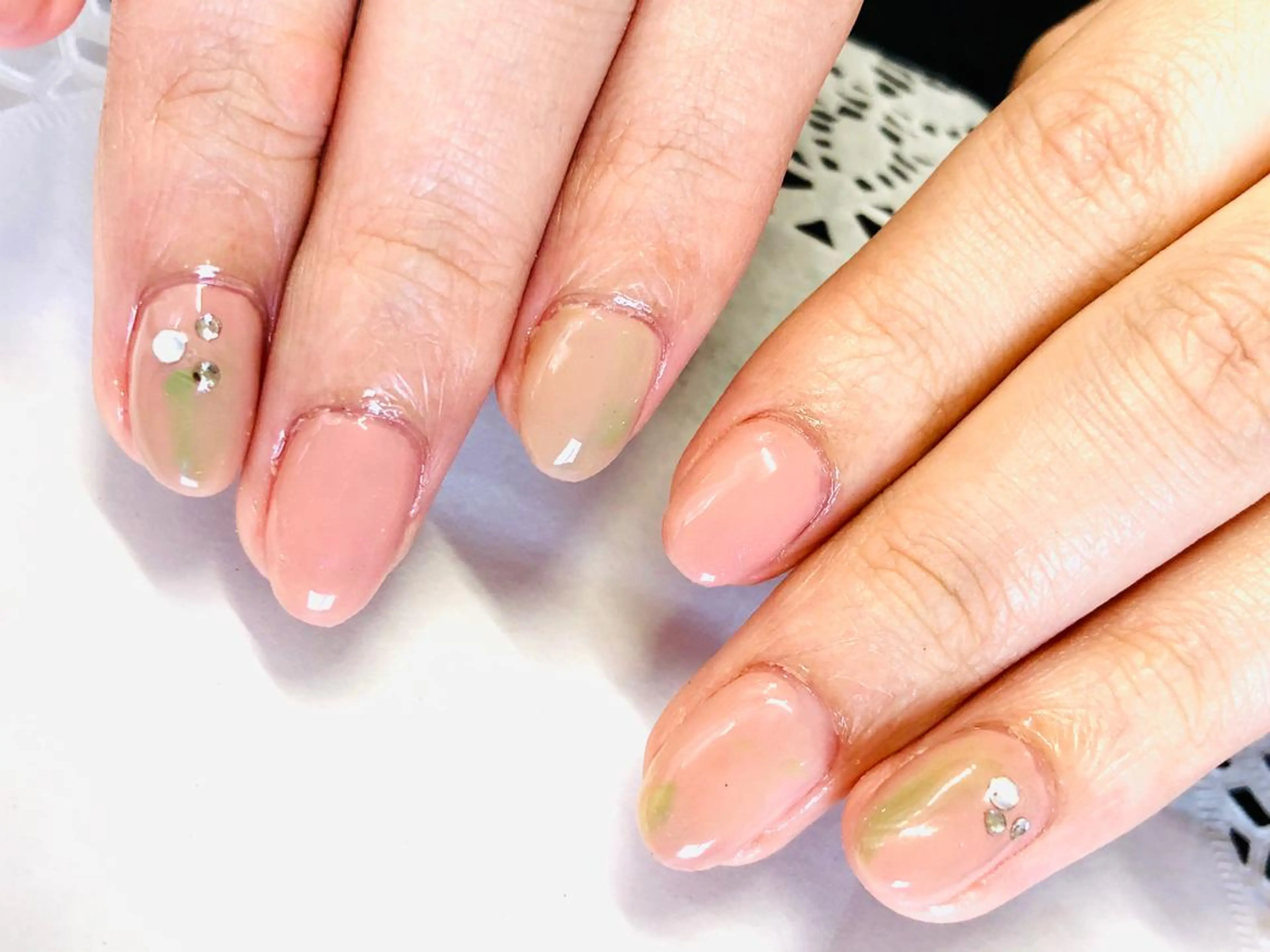 ネイル ニュアンスネイル 自爪育成ネイルサロン ヴェルニのネイルデザイン