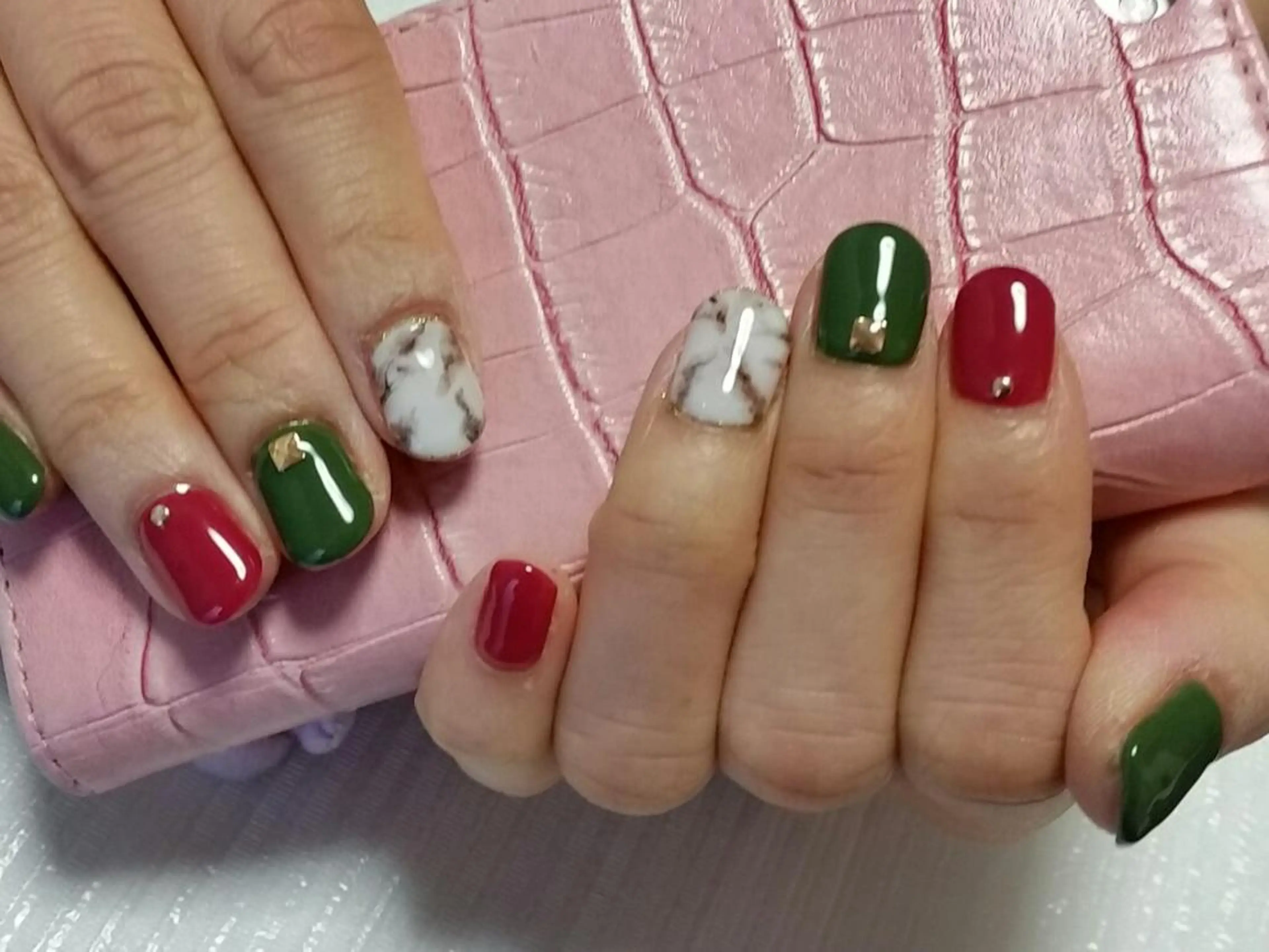 ネイル アートネイル 大理石ネイル(マーブル) ワンカラーネイル Hair&Nail MUSE 新浦安所属・井関 美幸のネイルデザイン