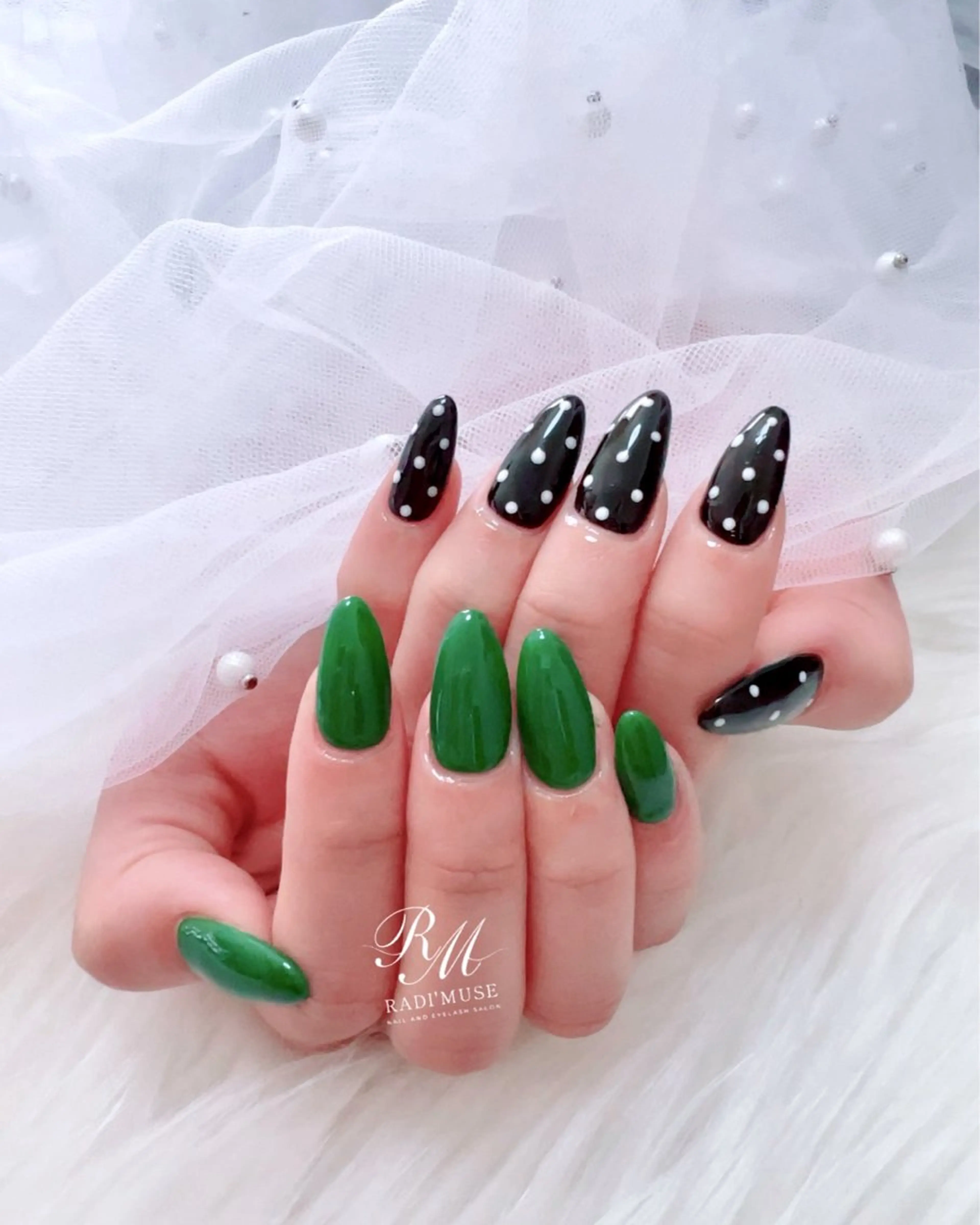 ネイル Radi'Muse所属・Radi'Muse Rinaのネイルデザイン