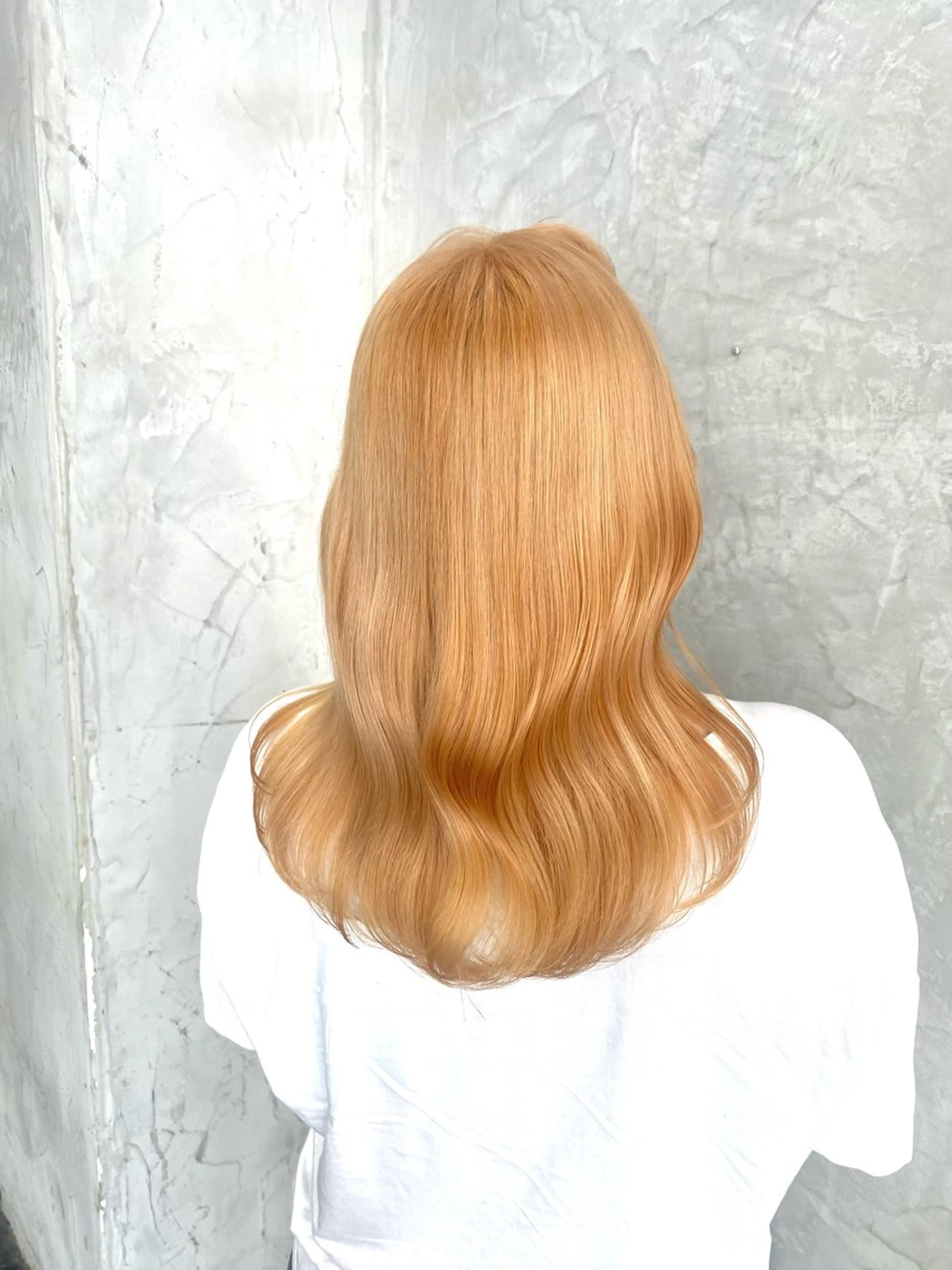 セミロング カラー ベージュカラー ミルクティーベージュ 佐伯 鼓乃美のヘアスタイル