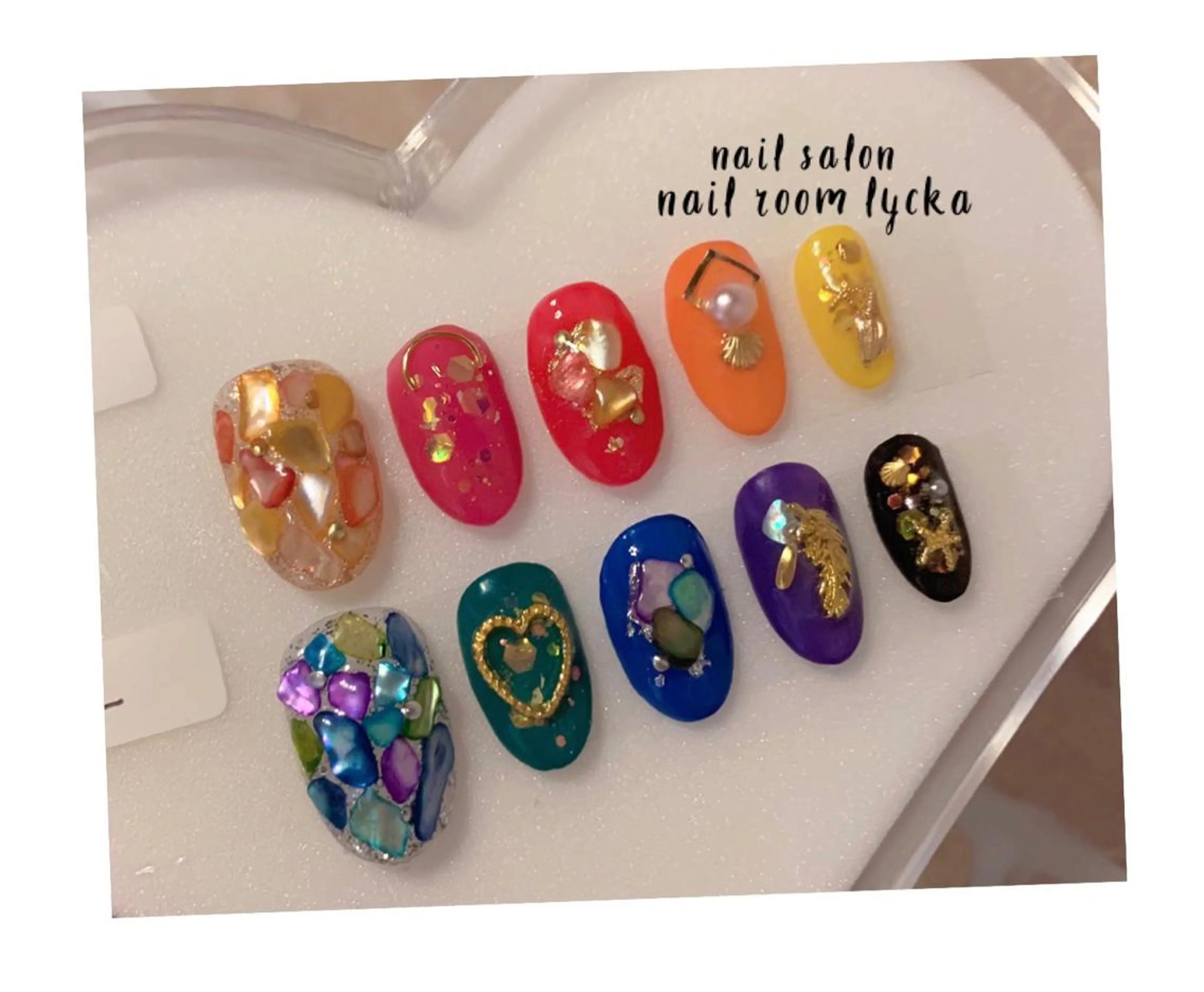 ネイル ﾈｲﾙﾙｰﾑﾘｯｶ 𝐦𝐚𝐲𝐮のネイルデザイン