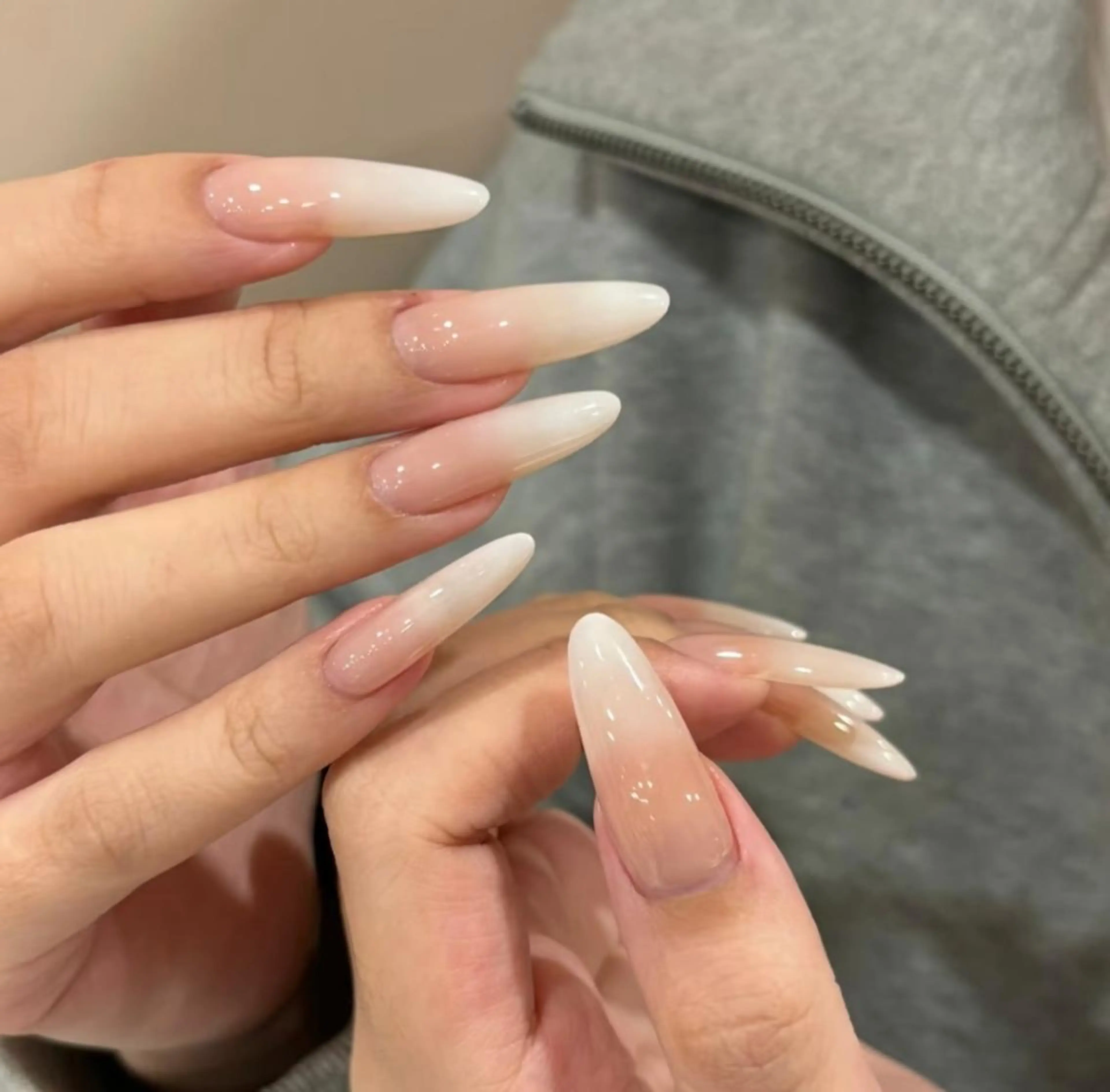 ネイル ハンドネイル 🎀まゆ 🪽🐾のネイルデザイン