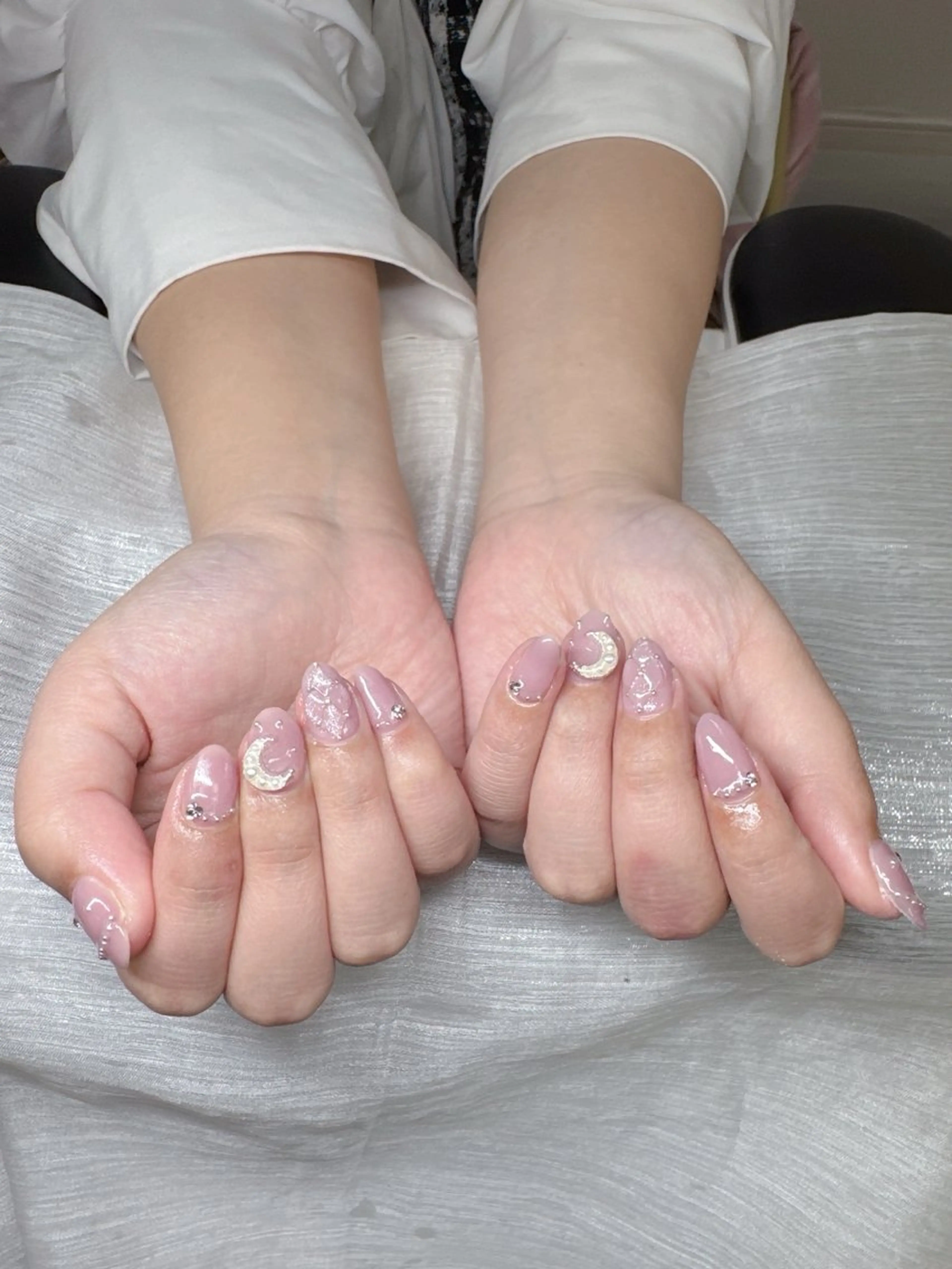 ネイル オーロラネイル チークネイル 長さ出し フットネイル フレンチネイル ハンドネイル Lee Ainのネイルデザイン