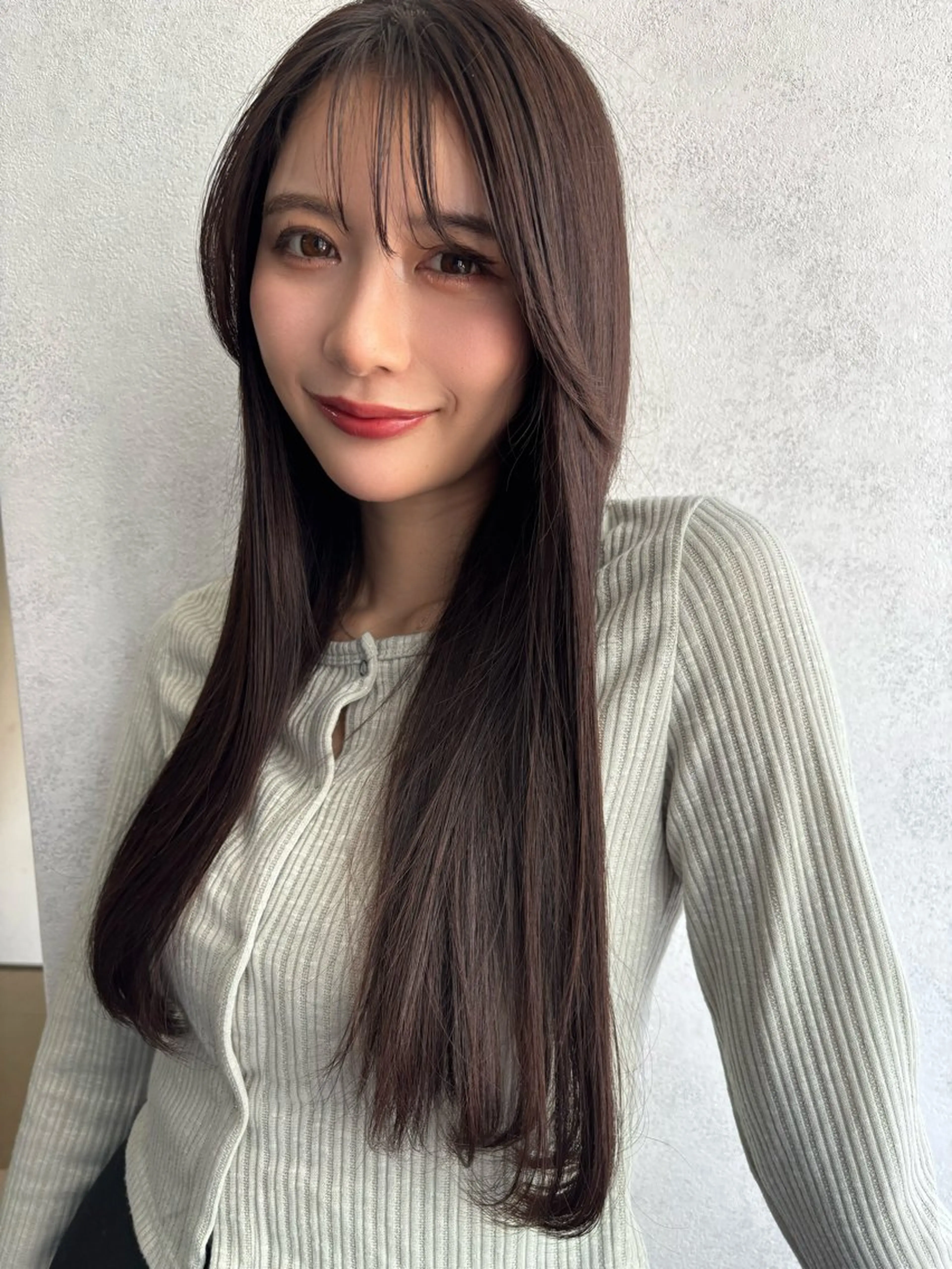 ロング 縮毛矯正 カット ヘアカラー 縮毛矯正 トリートメント 韓国ヘア×髪質改善 縮毛矯正のヘアスタイル