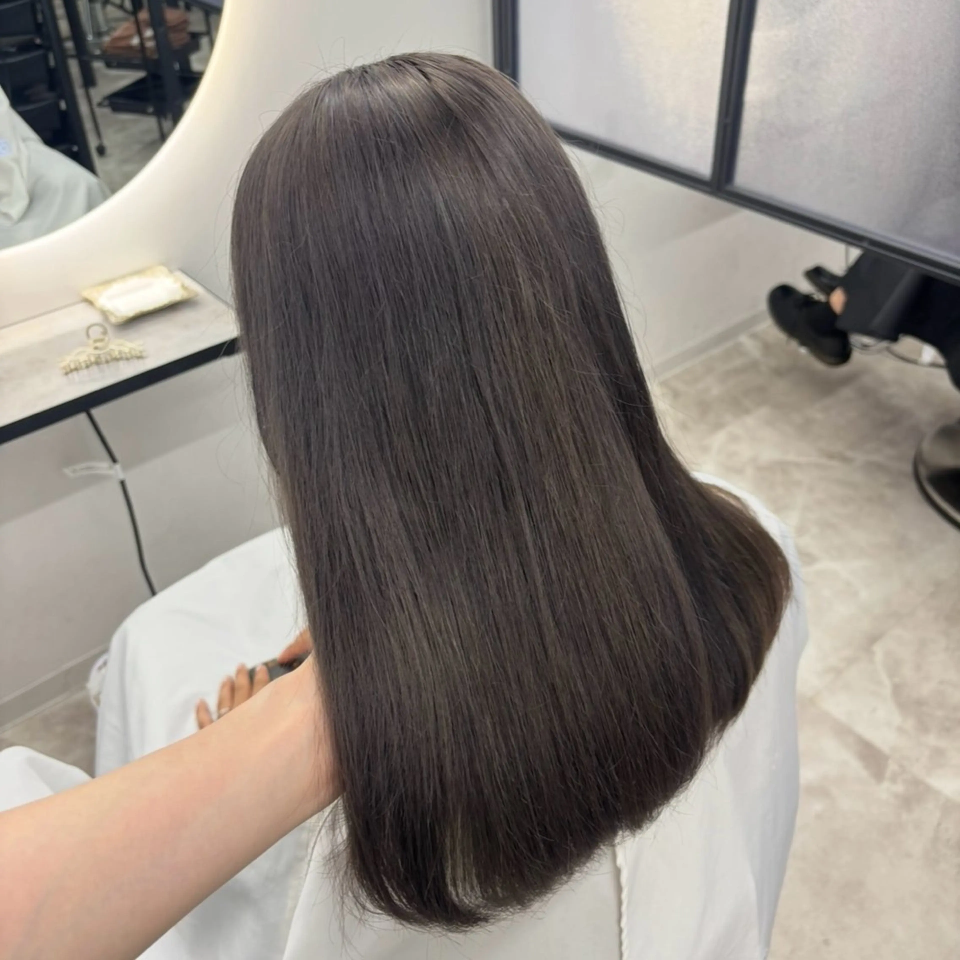 セミロング カラー ヘアカラー Ren. 🦋デザインカラーのヘアスタイル