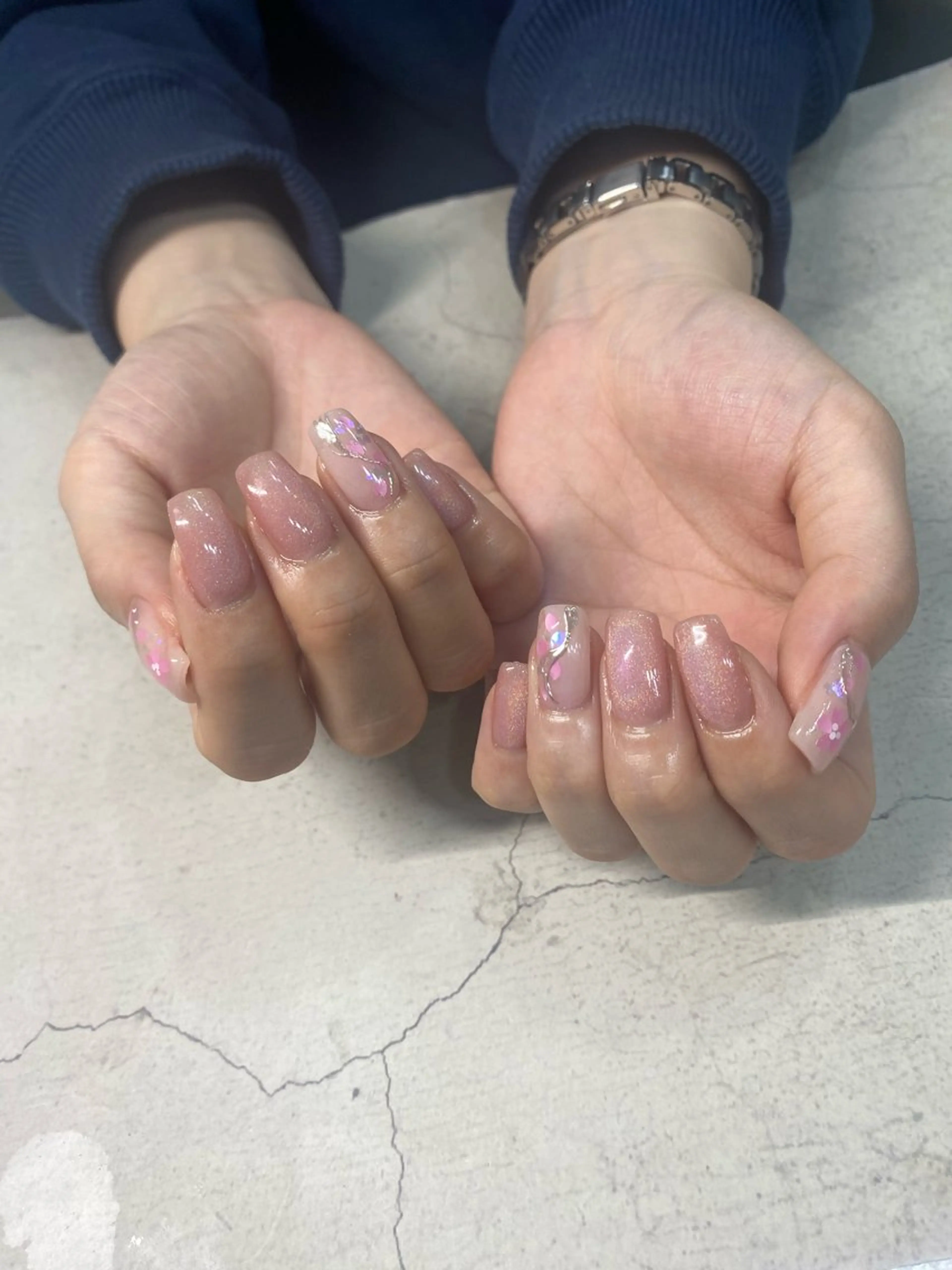 ネイル 桜ネイル マグネットネイル オフィスネイル シンプルネイル ハンドネイル Olive nail salon所属・kawaguchi yukiのネイルデザイン