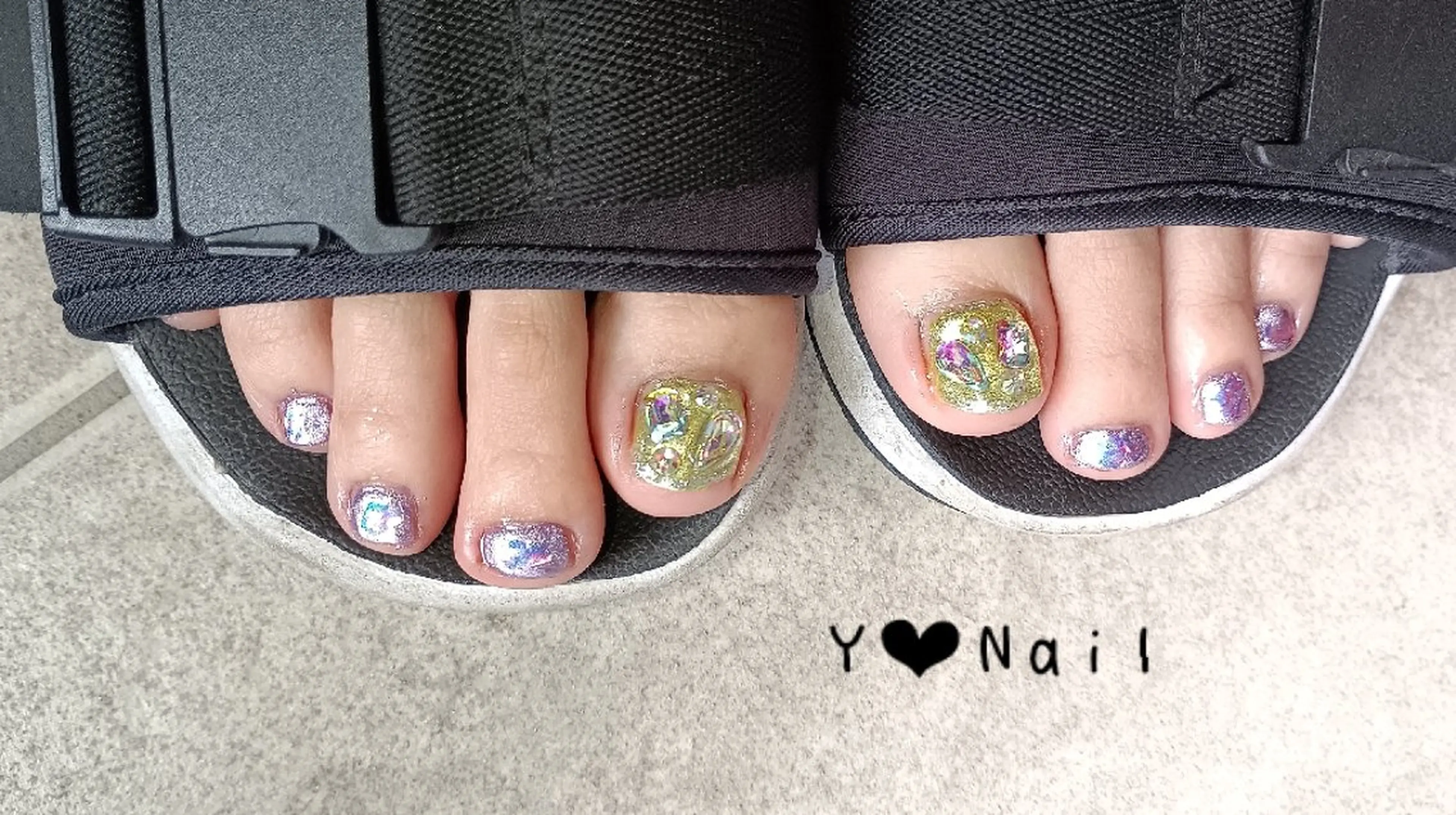 ネイル オーロラネイル 氷ネイル・うるうるネイル キラキラネイル ミラーネイル 中島 泰子のネイルデザイン