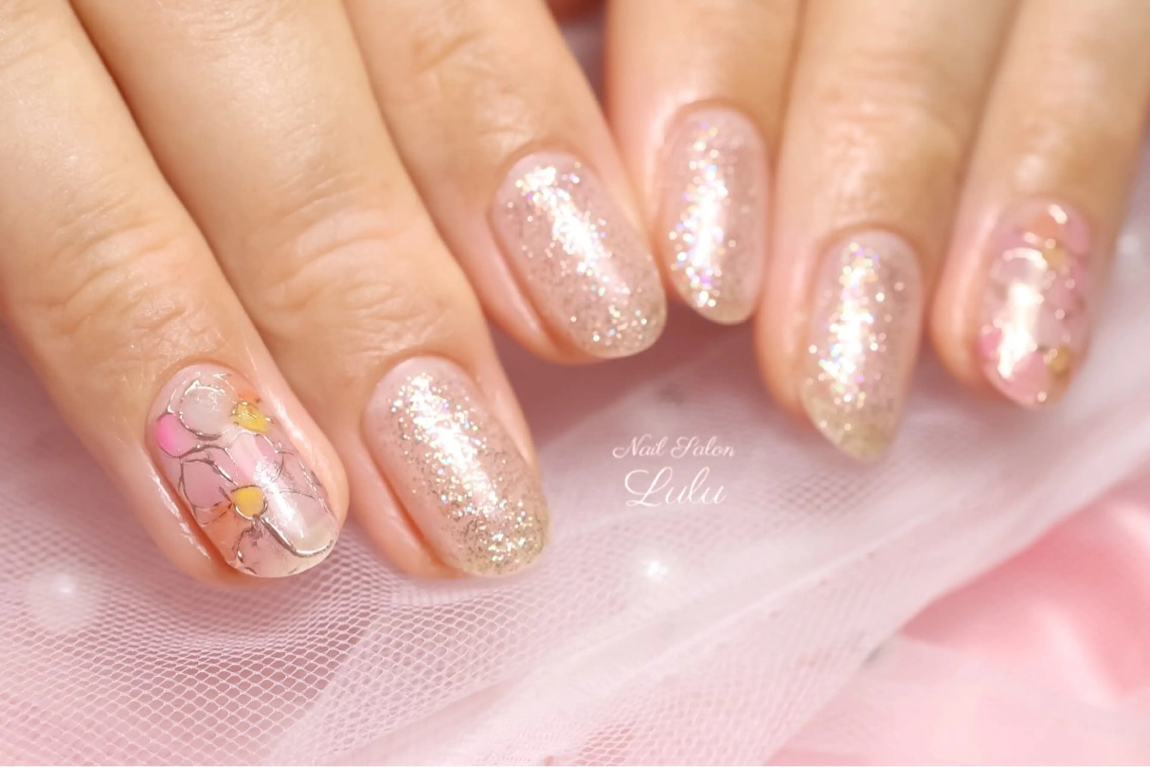 ネイル ハンドネイル Lulu nail salon 南堀江店所属・西村 あやかのネイルデザイン