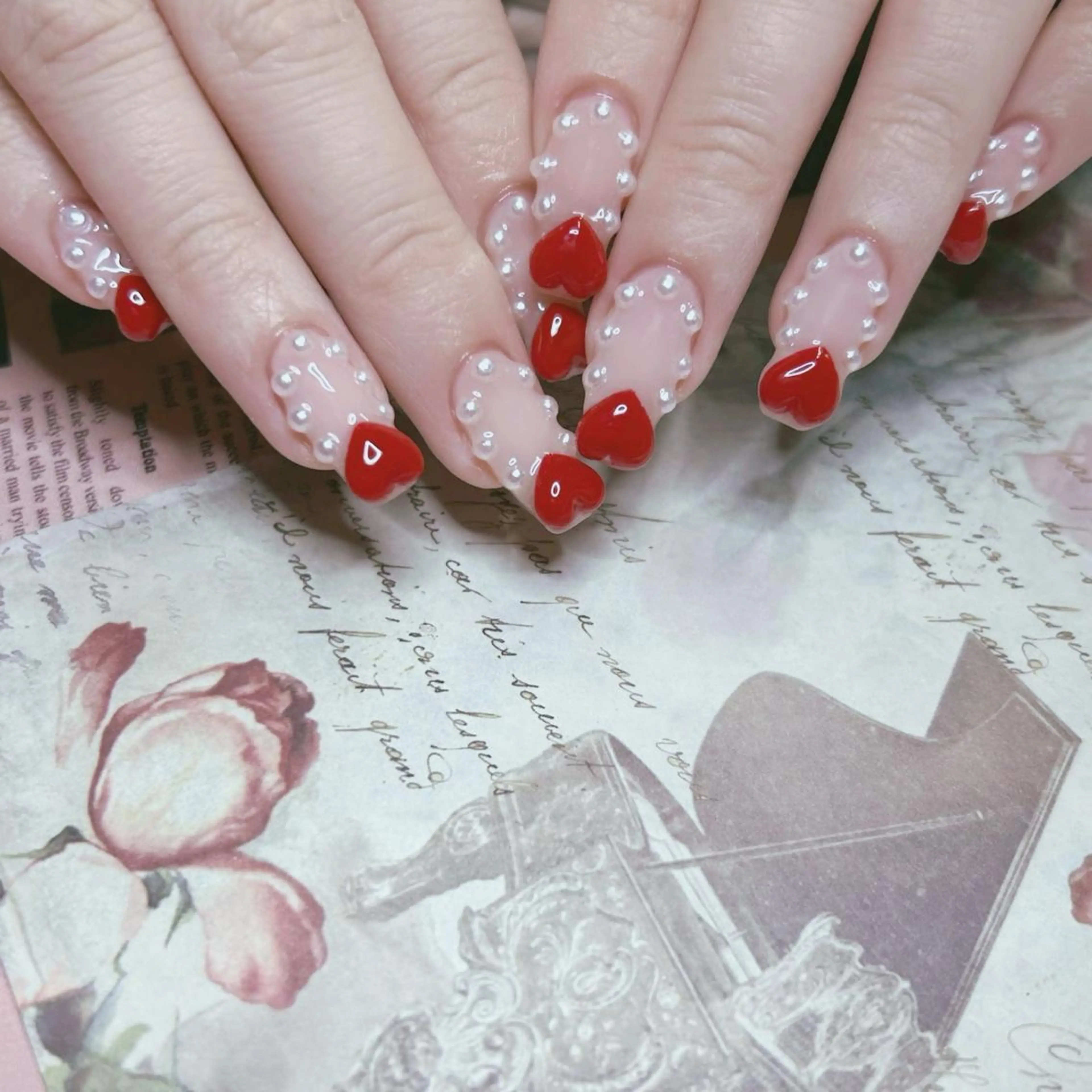 ネイル NOIROUGE所属・NOI ROUGEのネイルデザイン