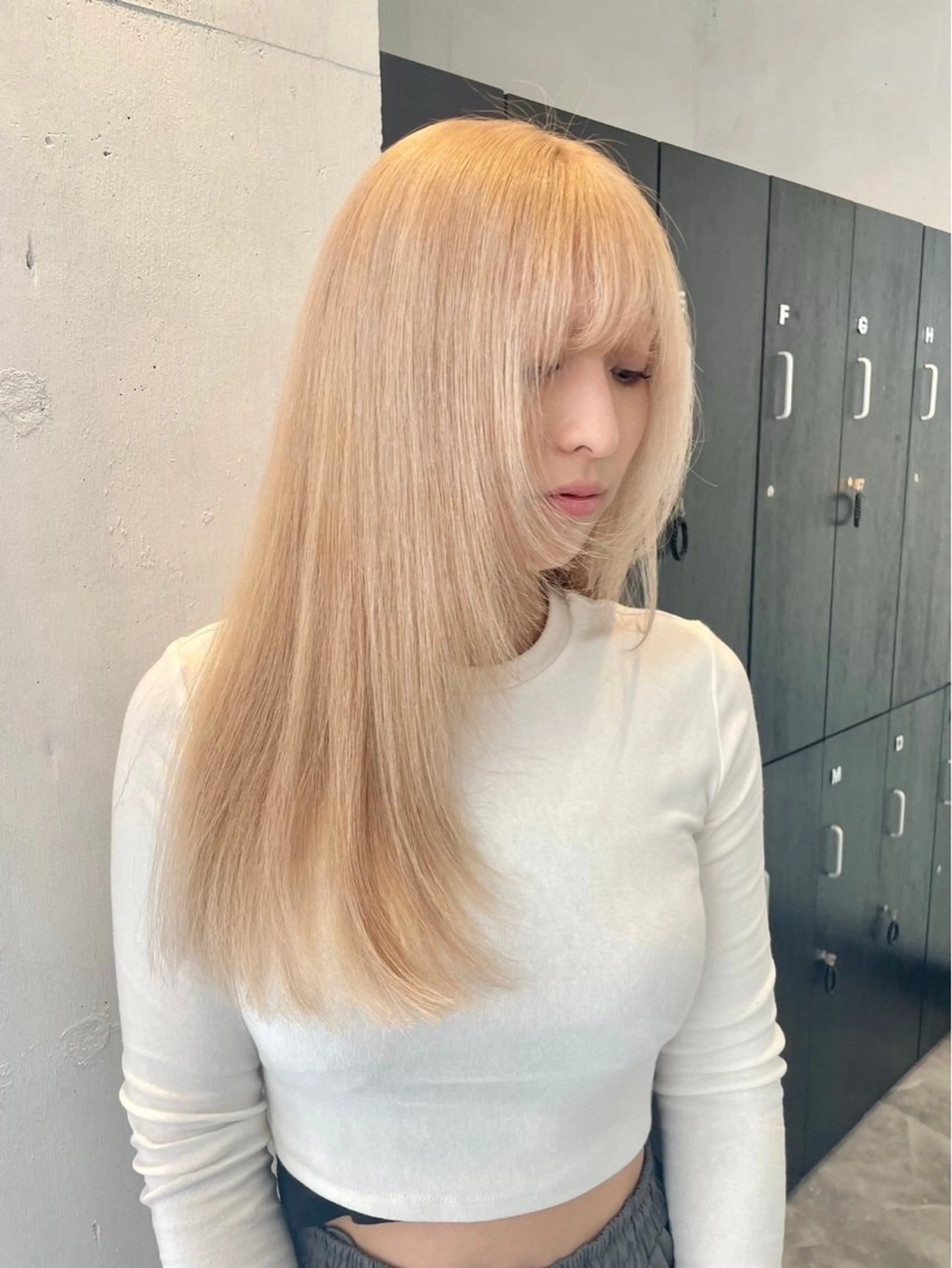 ロング ブリーチカラー特化 ✨️永井諒のヘアスタイル
