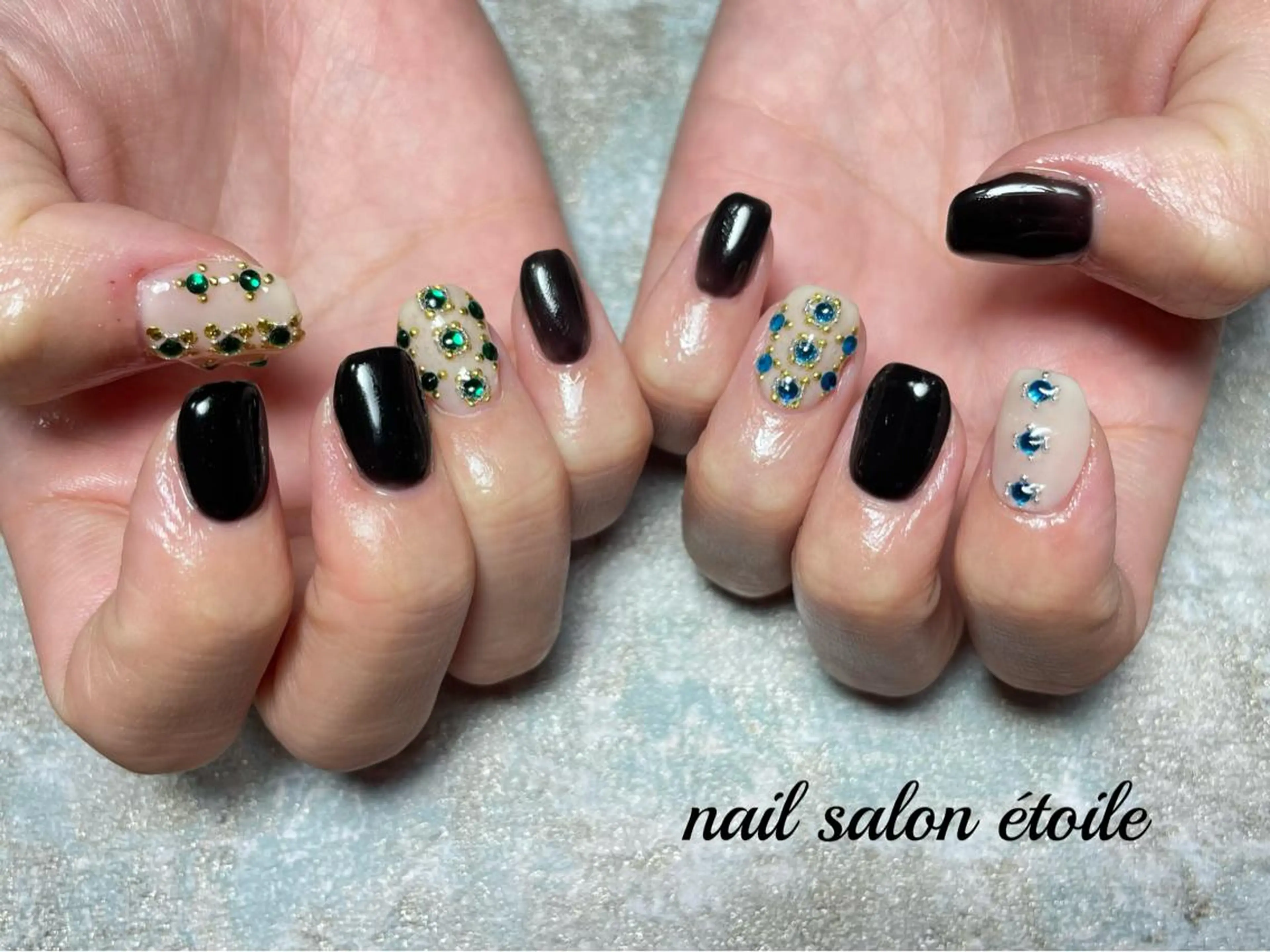 ネイル アートネイル ジェルネイル キラキラネイル ストーンネイル ハンドネイル nail salon étoileのネイルデザイン