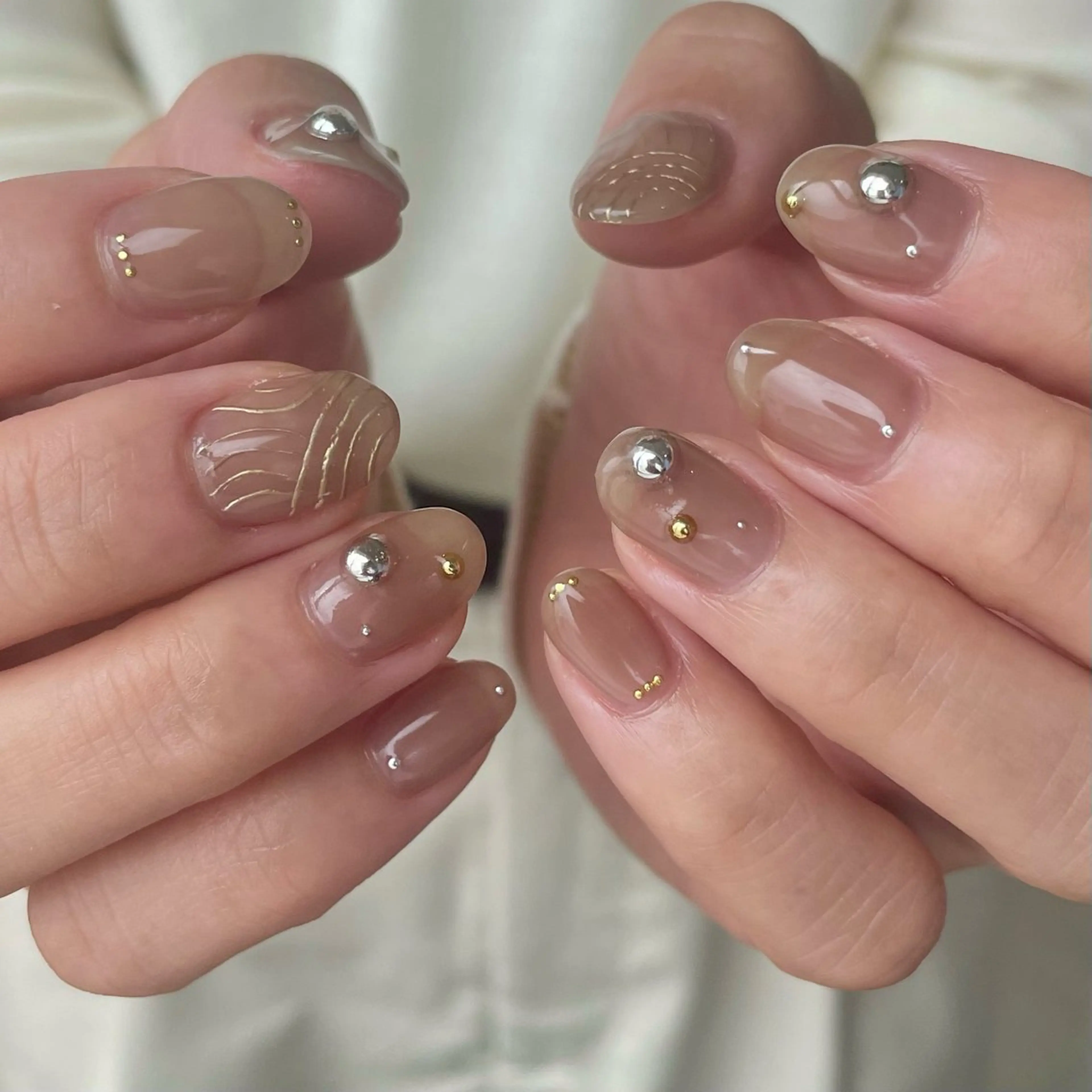 ネイル アートネイル ブラウン ジェルネイル 持ち込み ニュアンスネイル ハンドネイル norme_ akiのネイルデザイン