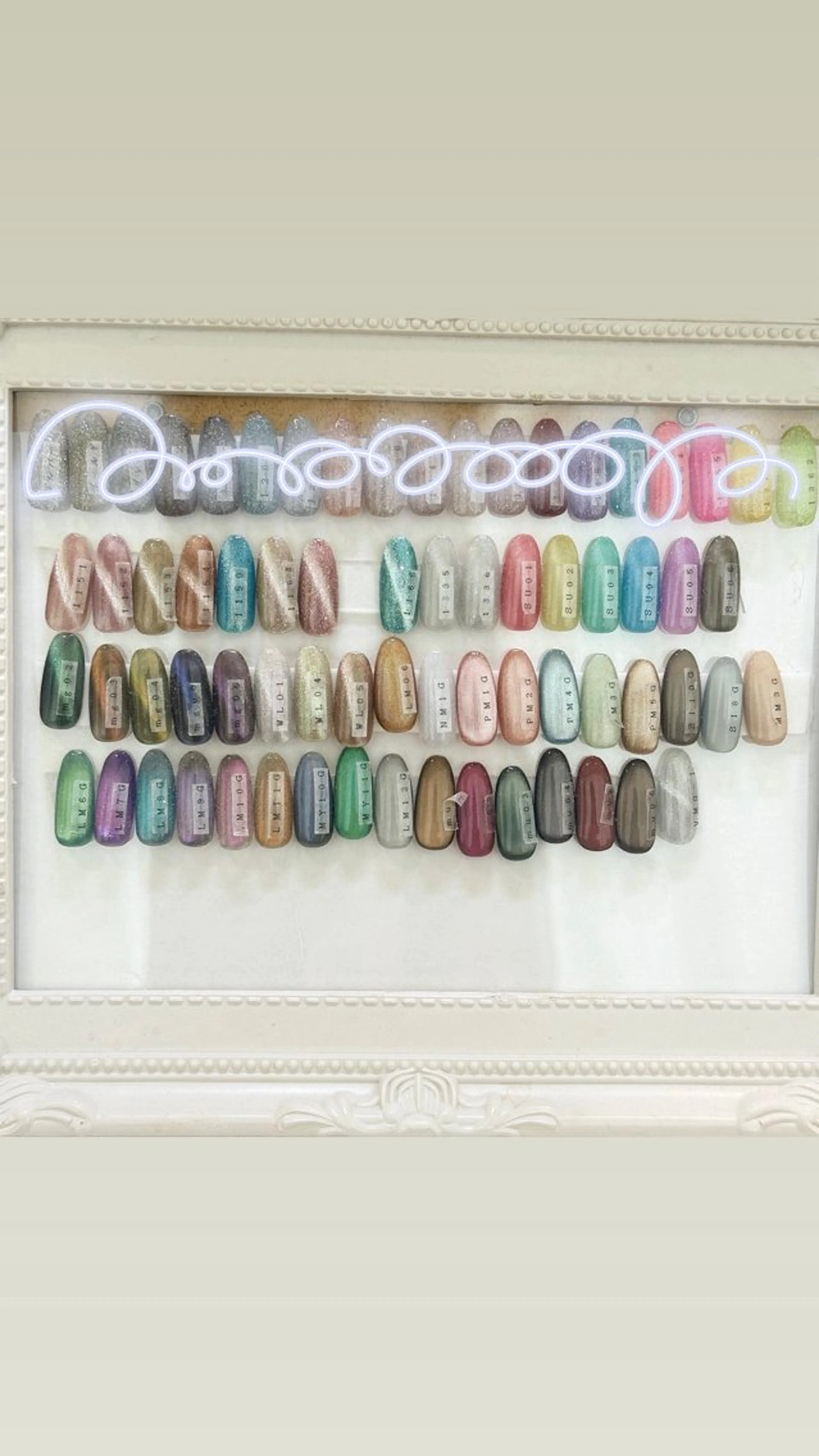 ネイル マグネットネイル ひらい さなのネイルデザイン