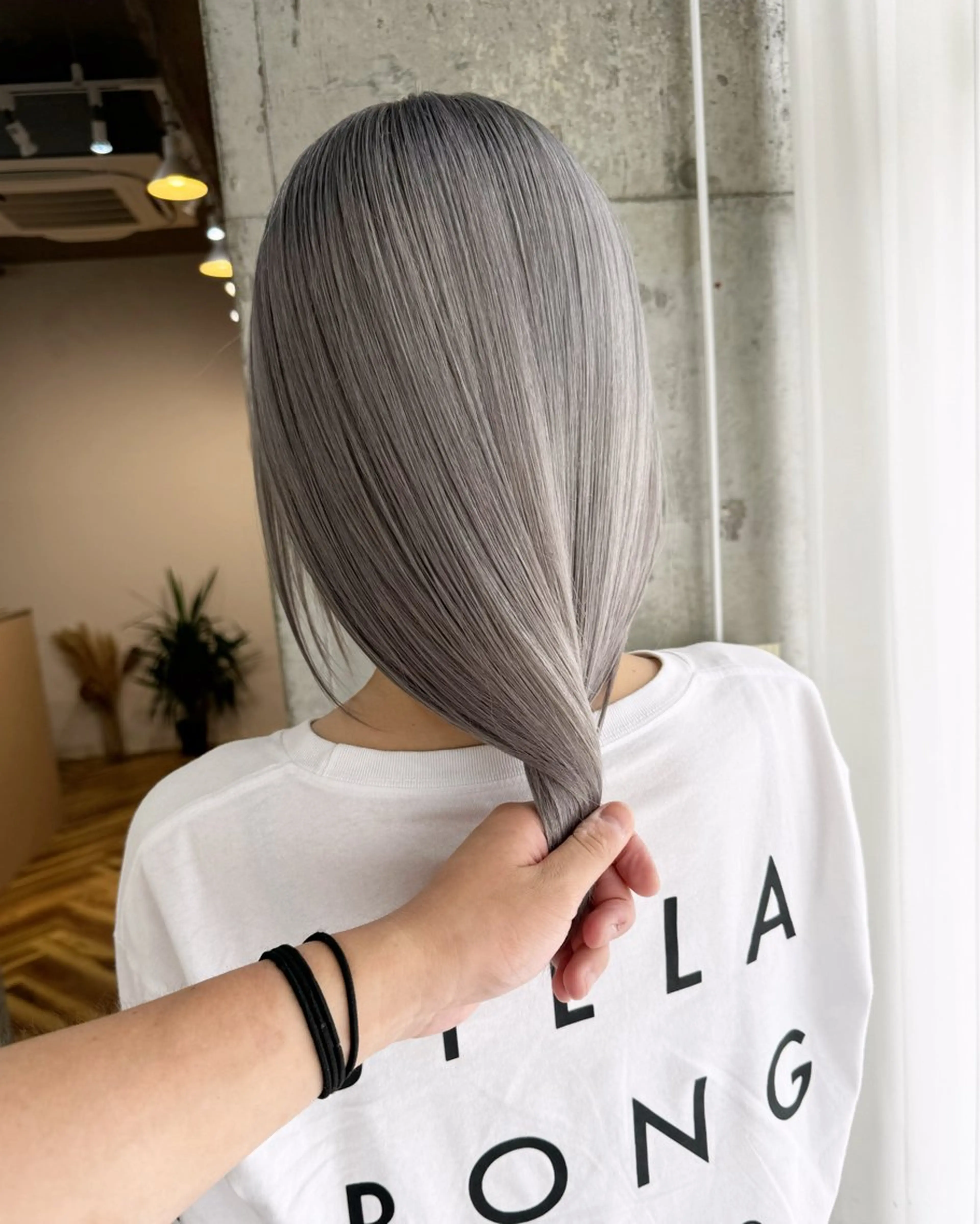 ミディアム カラー ミディアムパーマ ブリーチ ケアブリーチ ダブルカラー ハイライトカラー ヘアカラー トリートメント lani 天神大名/ブリーチのヘアスタイル