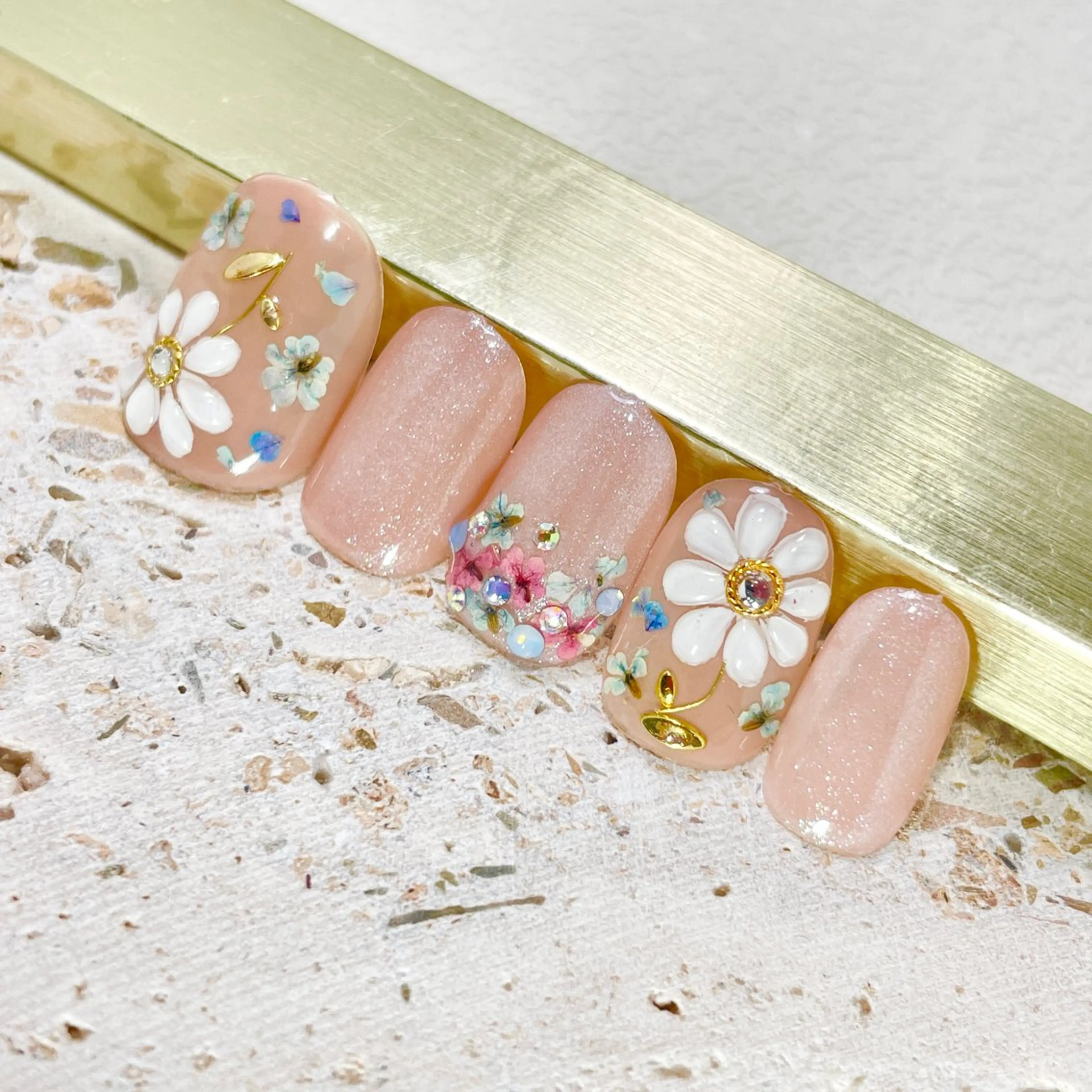 ネイル ハンドネイル ハンドケア Regulus 西川のネイルデザイン