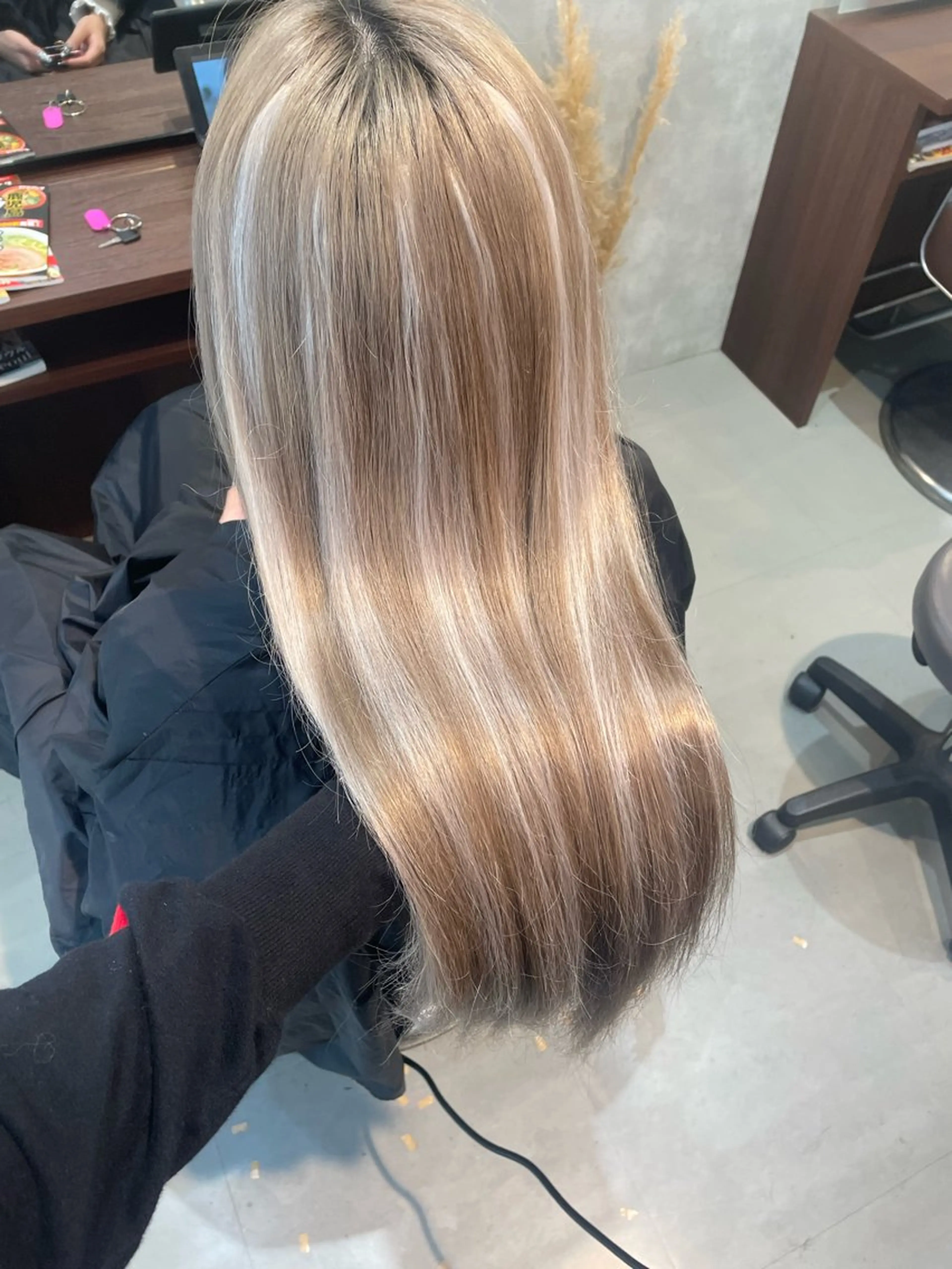 ロング エクステ 🖤ROSEL/ KUREA🖤のヘアスタイル