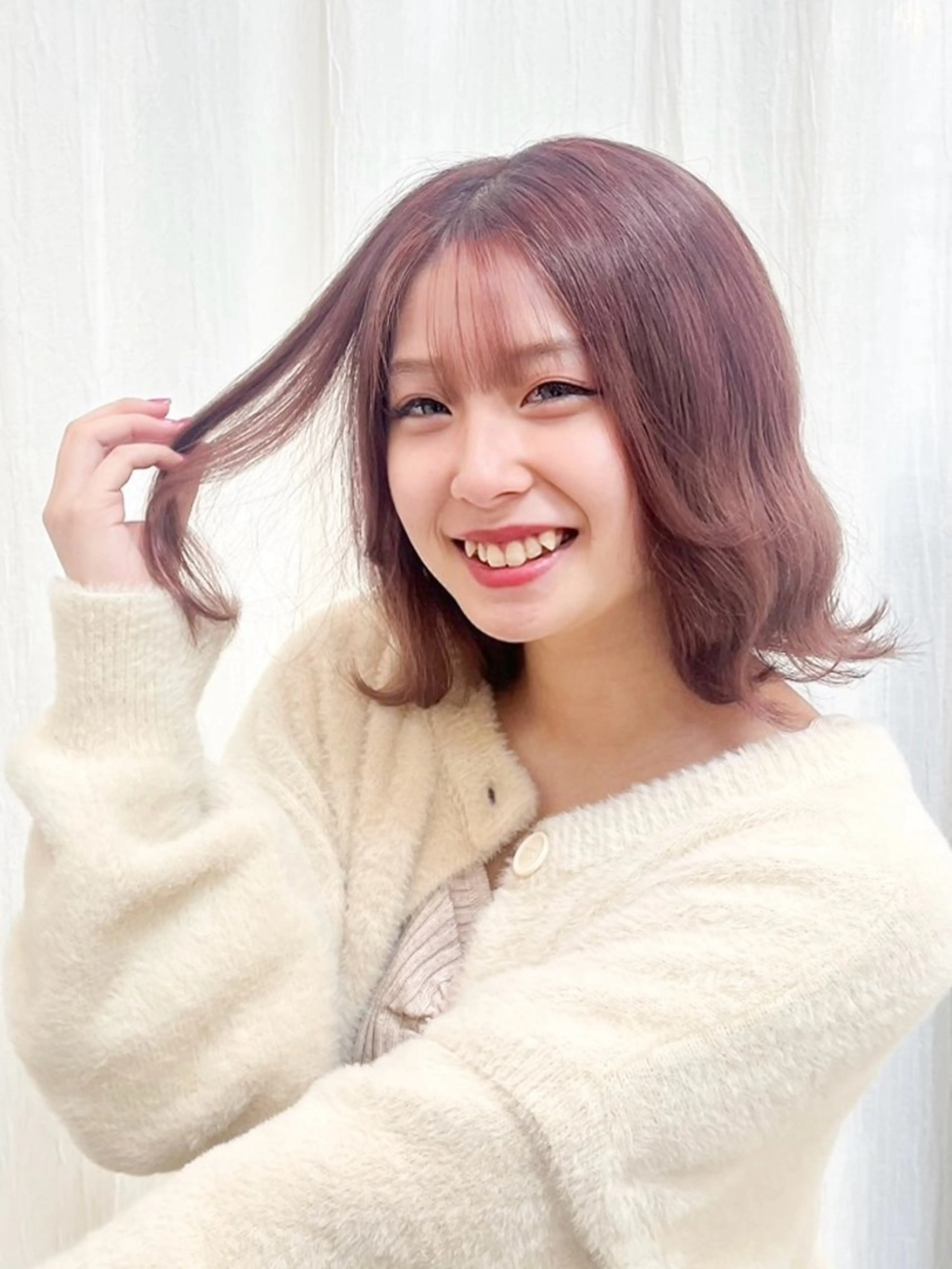 ミディアム eMu🎀 🤍MIYU🤍のヘアスタイル