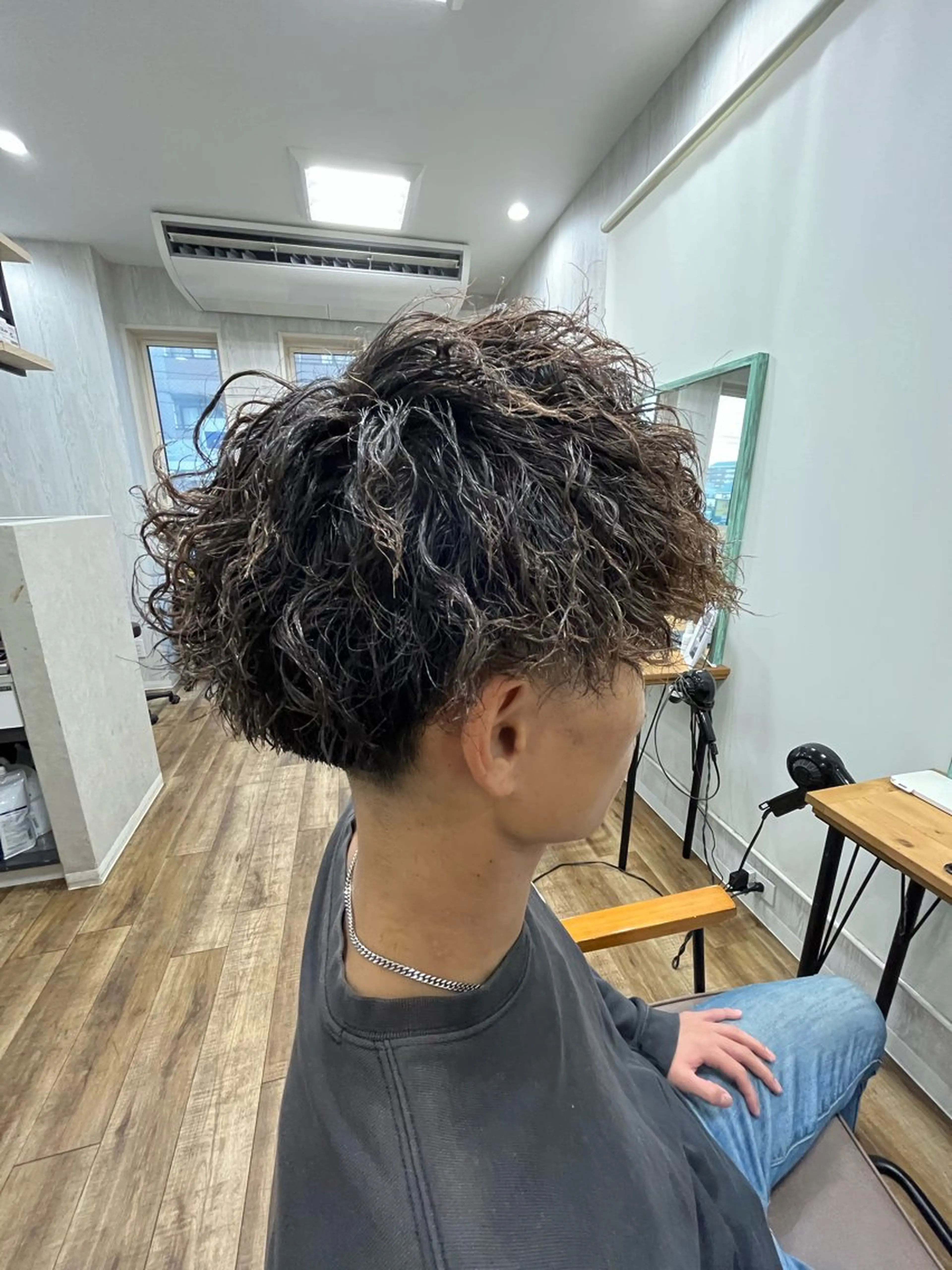 パーマ 荒井 大貴のヘアスタイル