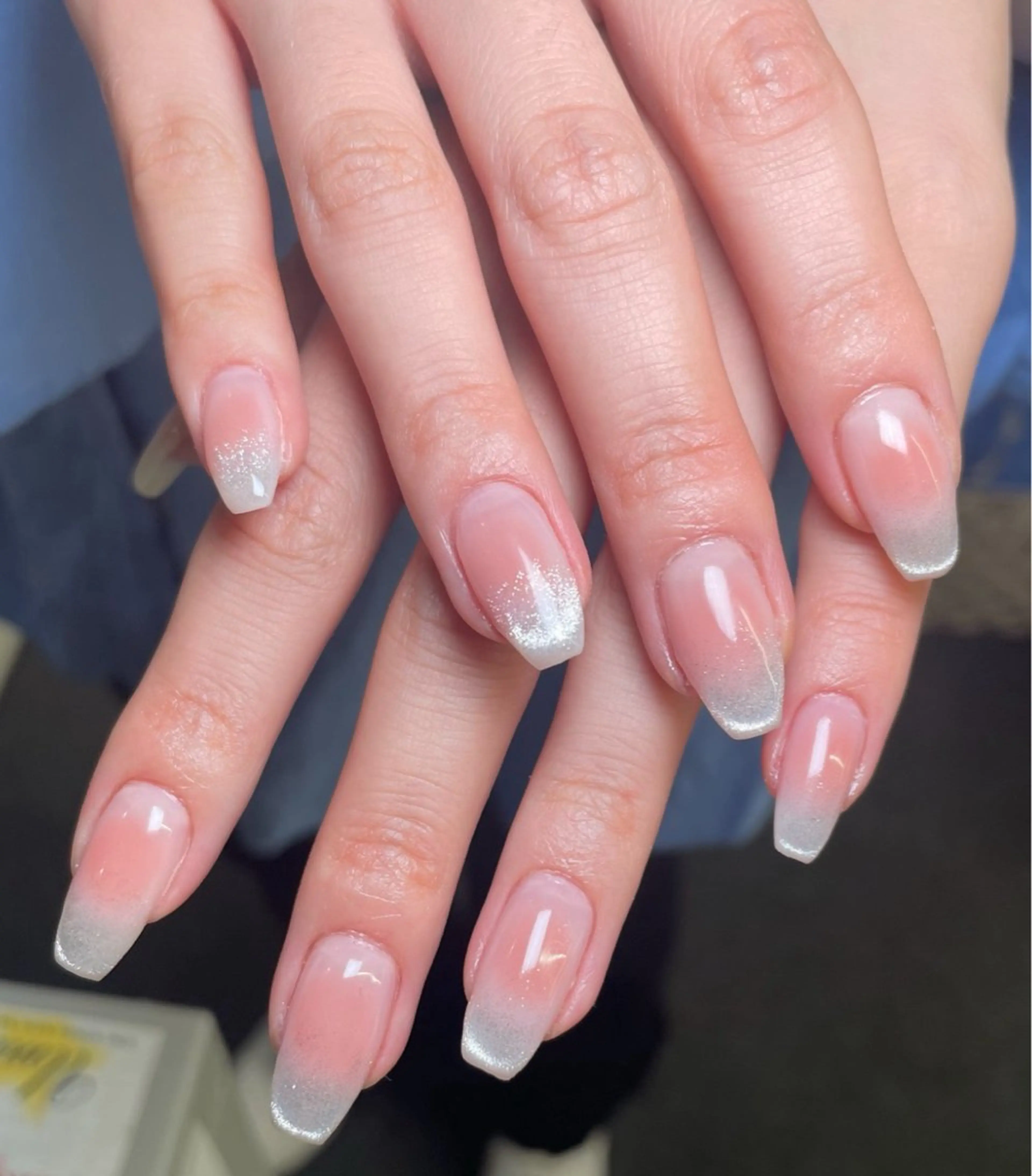 ハンドネイル💅ほろ酔いチークマグネットネイルコース¥3980の写真