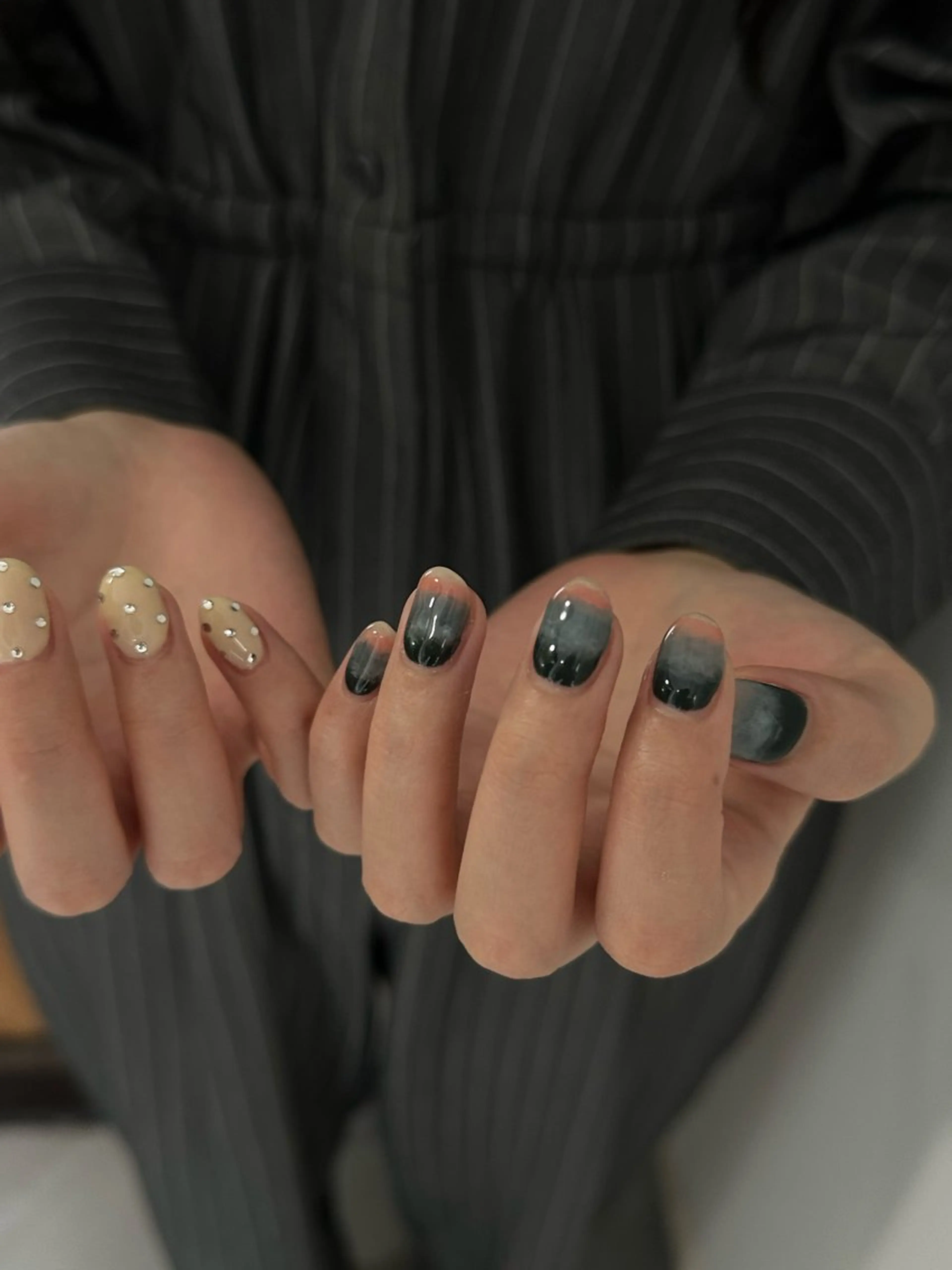 ネイル private nail salon &sumika所属・三輪 絢香のネイルデザイン