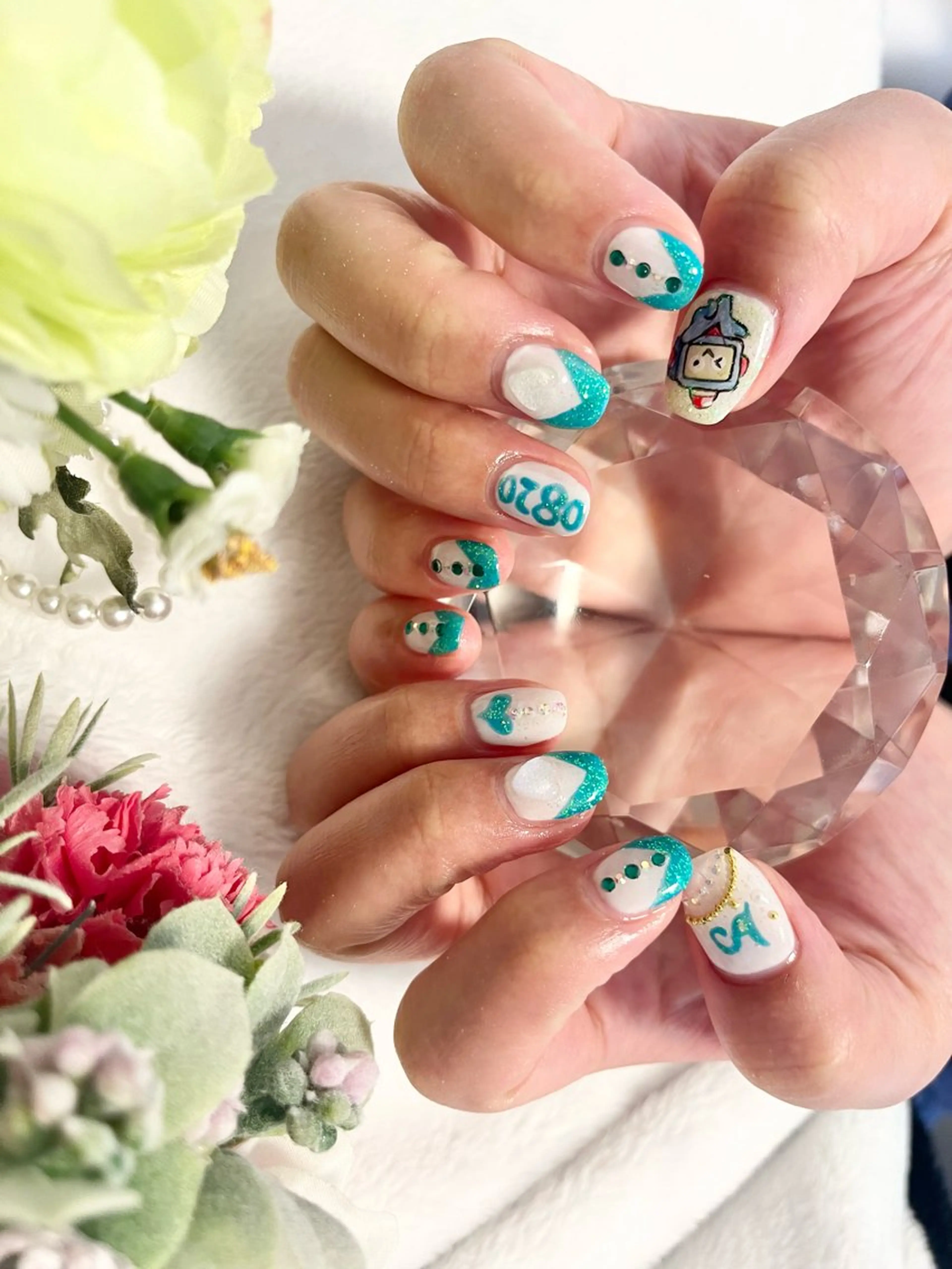 ネイル 持ち込み 近藤 美春のネイルデザイン