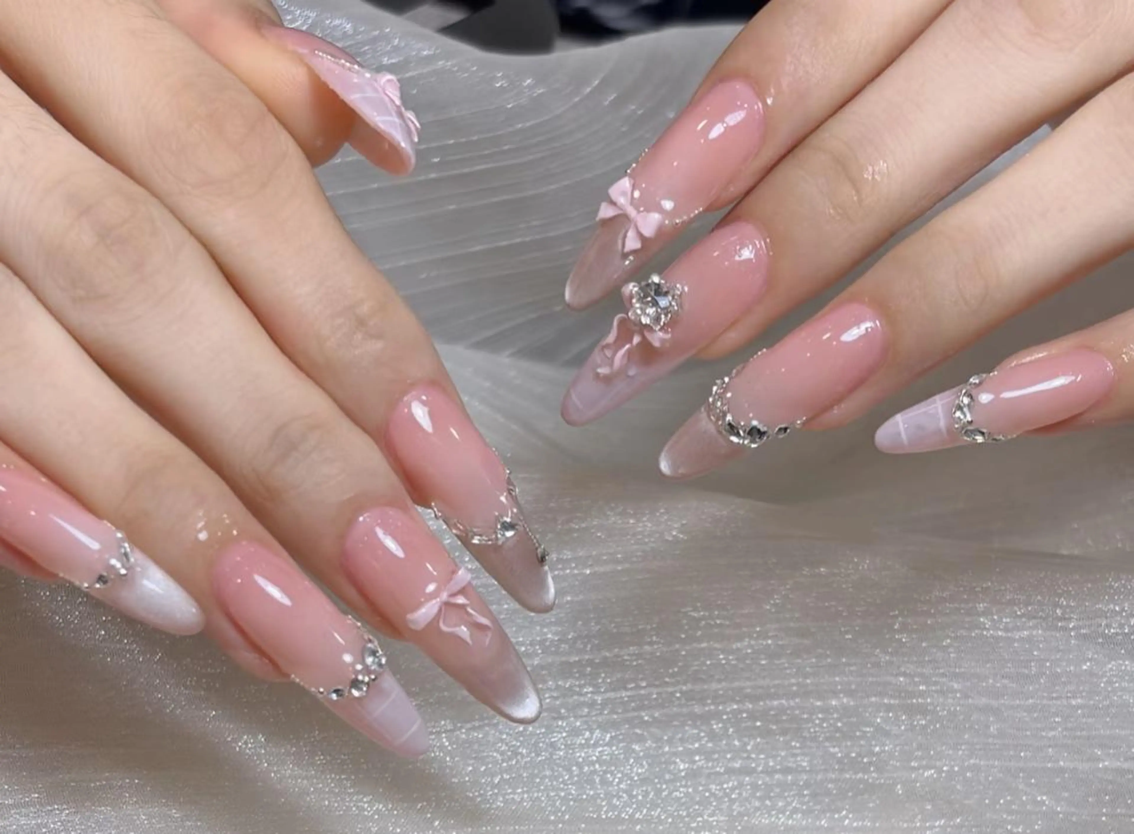 ネイル ハンドネイル 🎀 KiKi_nailのネイルデザイン