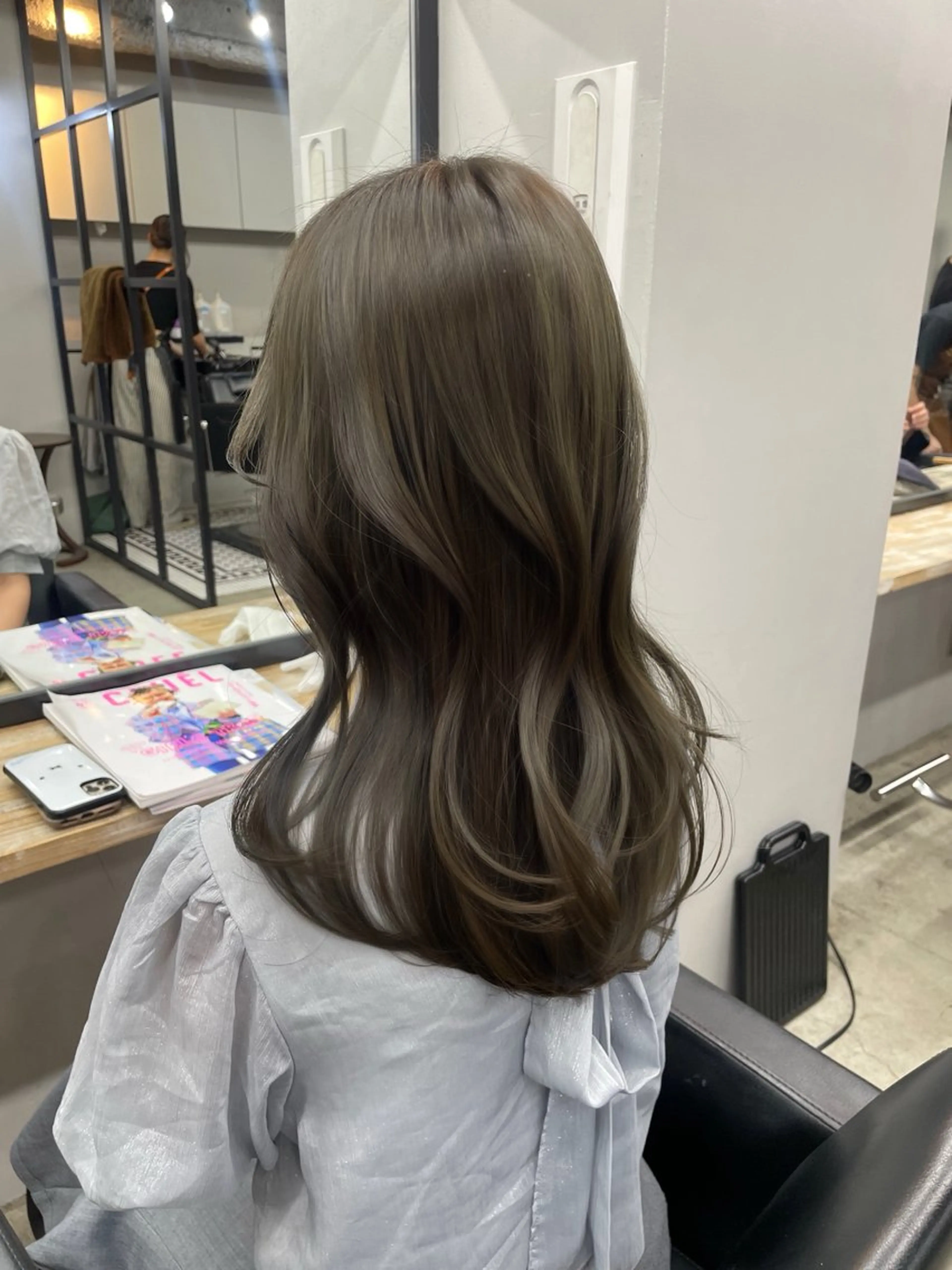 ミディアム 新宿/韓国ヘア/ 髪質改善ストレートのヘアスタイル