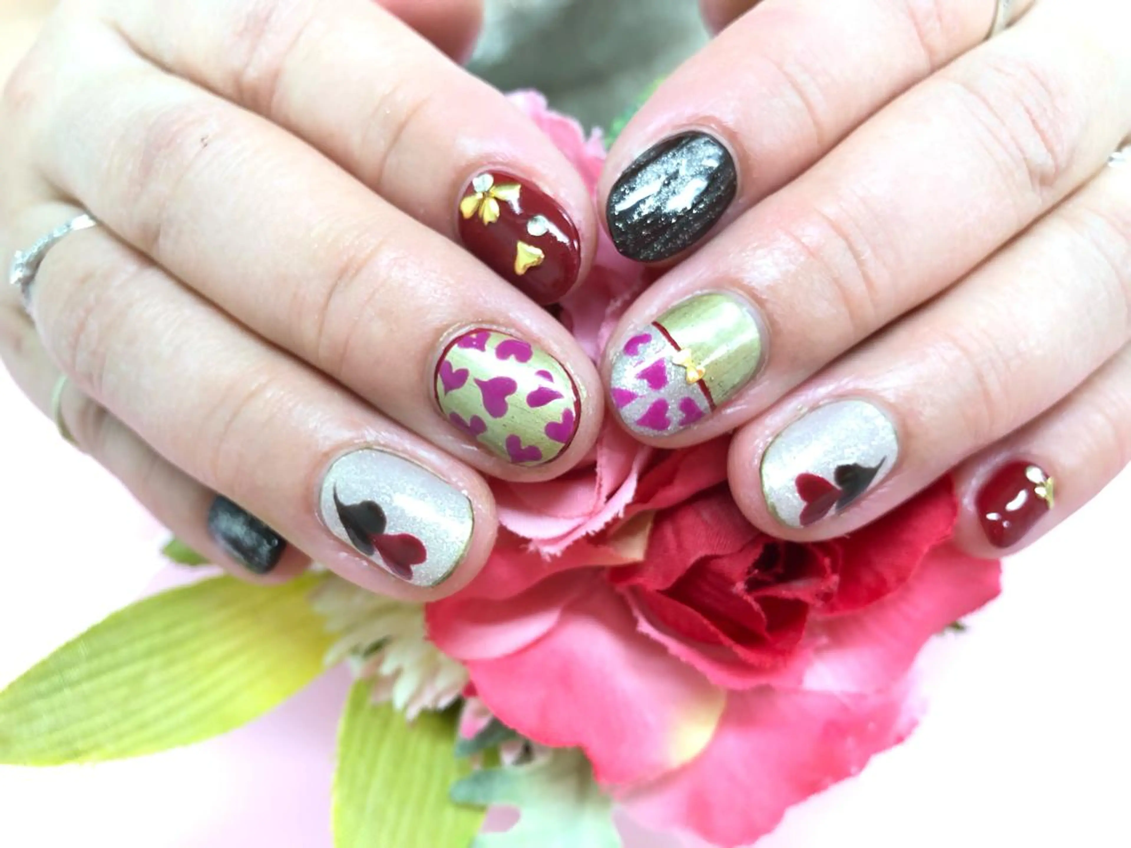 ネイル ユリシスネイル 担当近藤のネイルデザイン