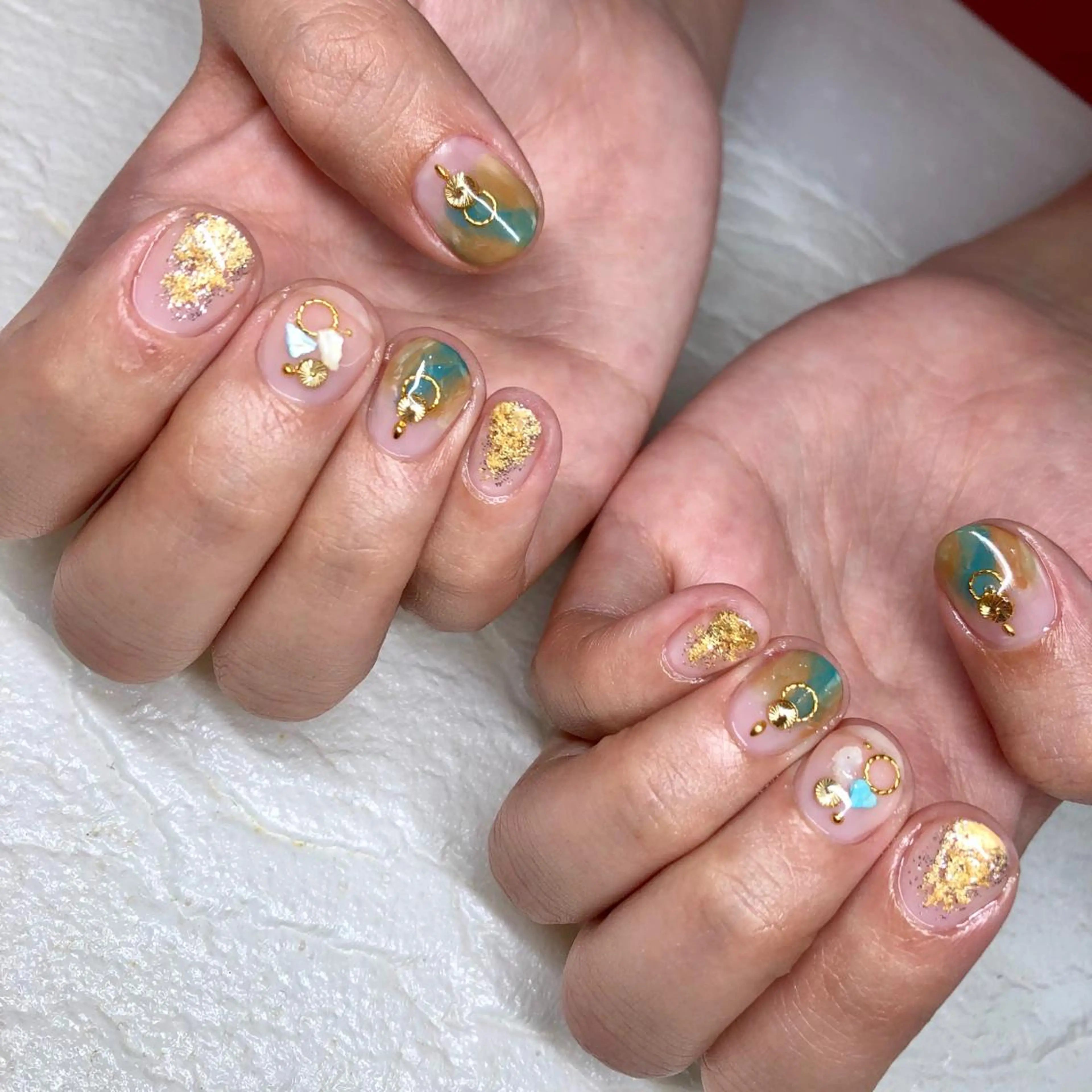 ネイル クレアトゥール華 都賀店所属・三橋 結菜のネイルデザイン